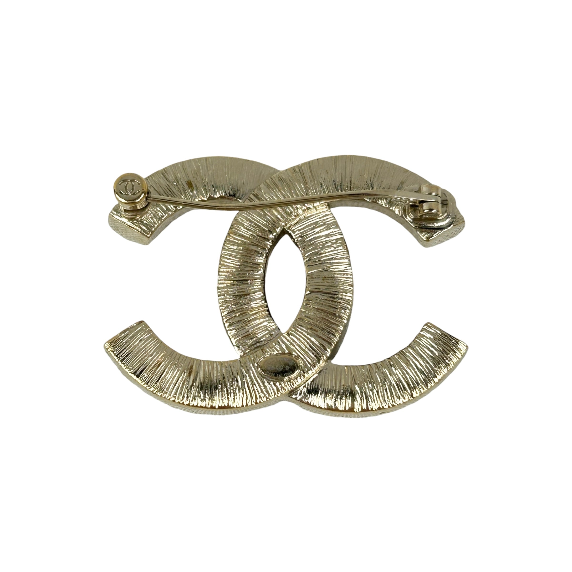 CC Light Gold w/ Accent Crystal and Enamel Small Brooch