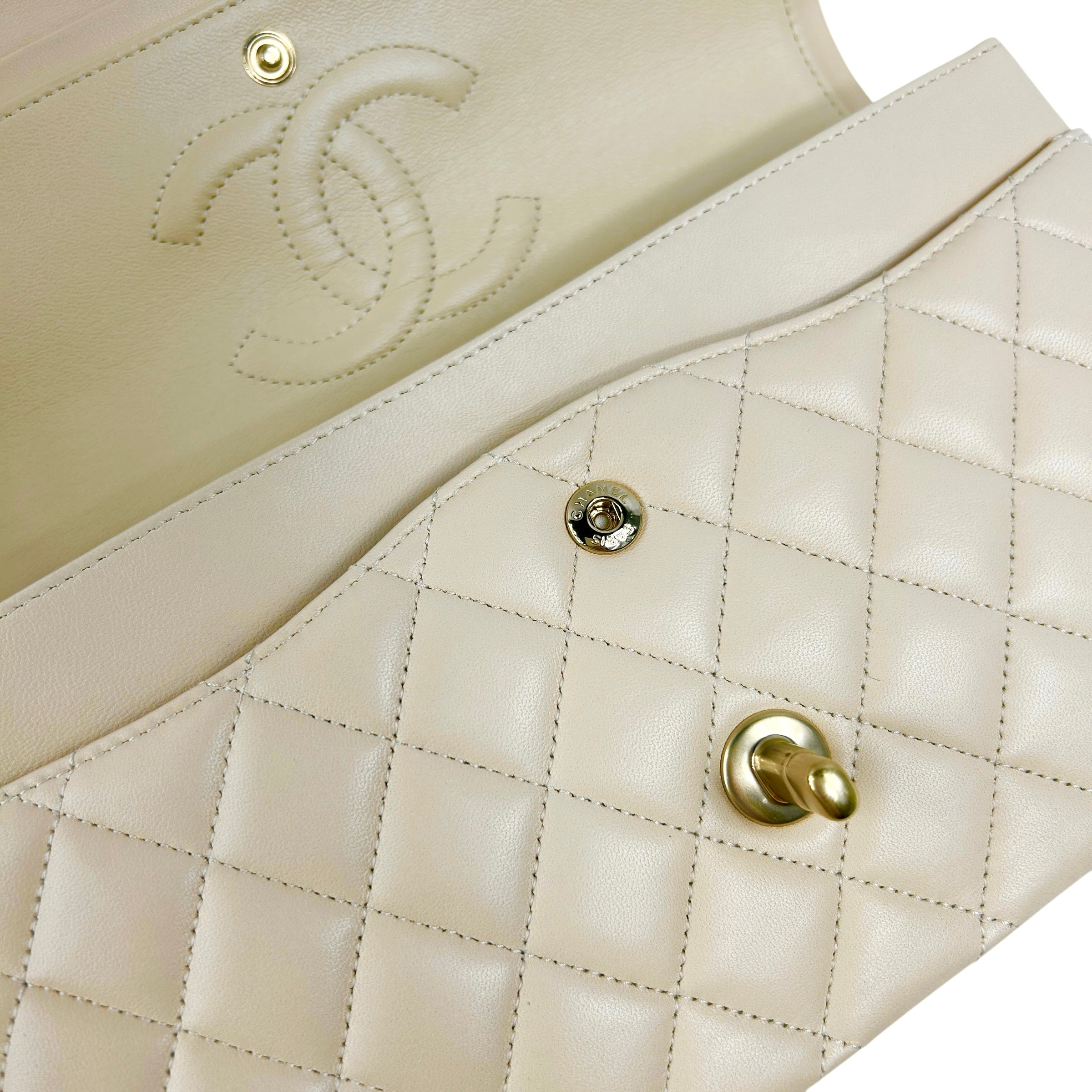 Light Beige Quilted Lambskin Medium Double Flap w/ Brushed GHW