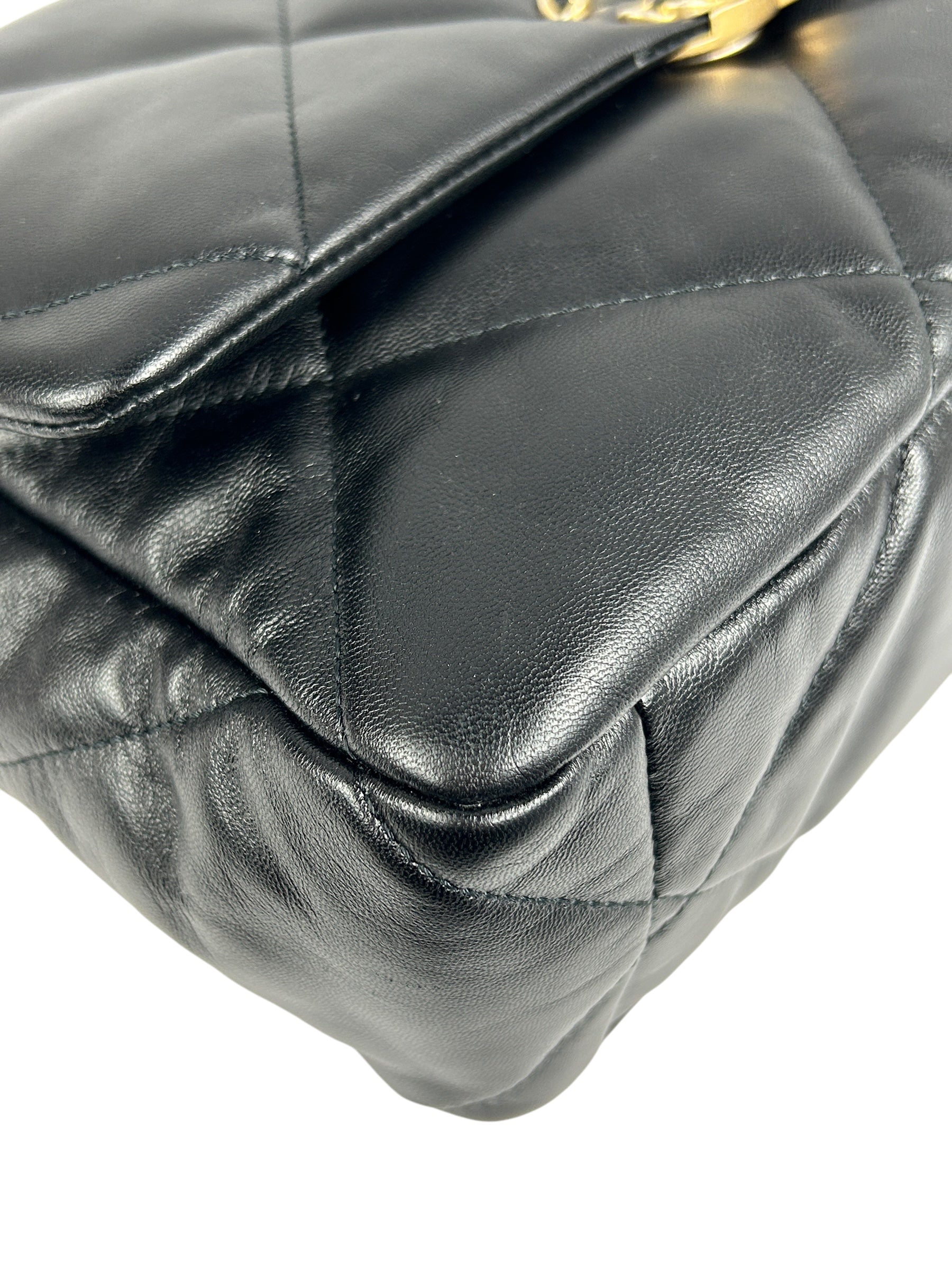 Black Calfskin Leather Quilted 19 Medium w/AGHW/SHW/RHW