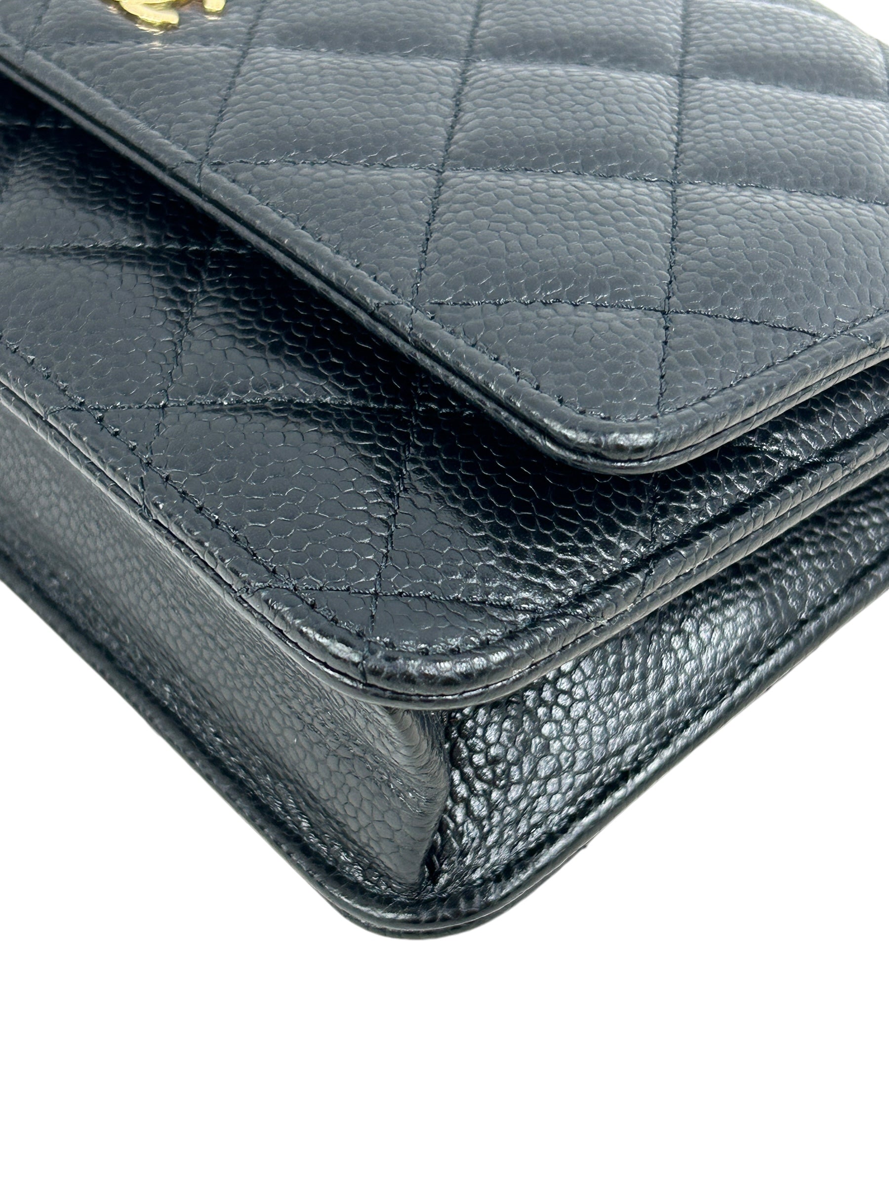 Black Caviar Quilted Wallet On Chain w/GHW