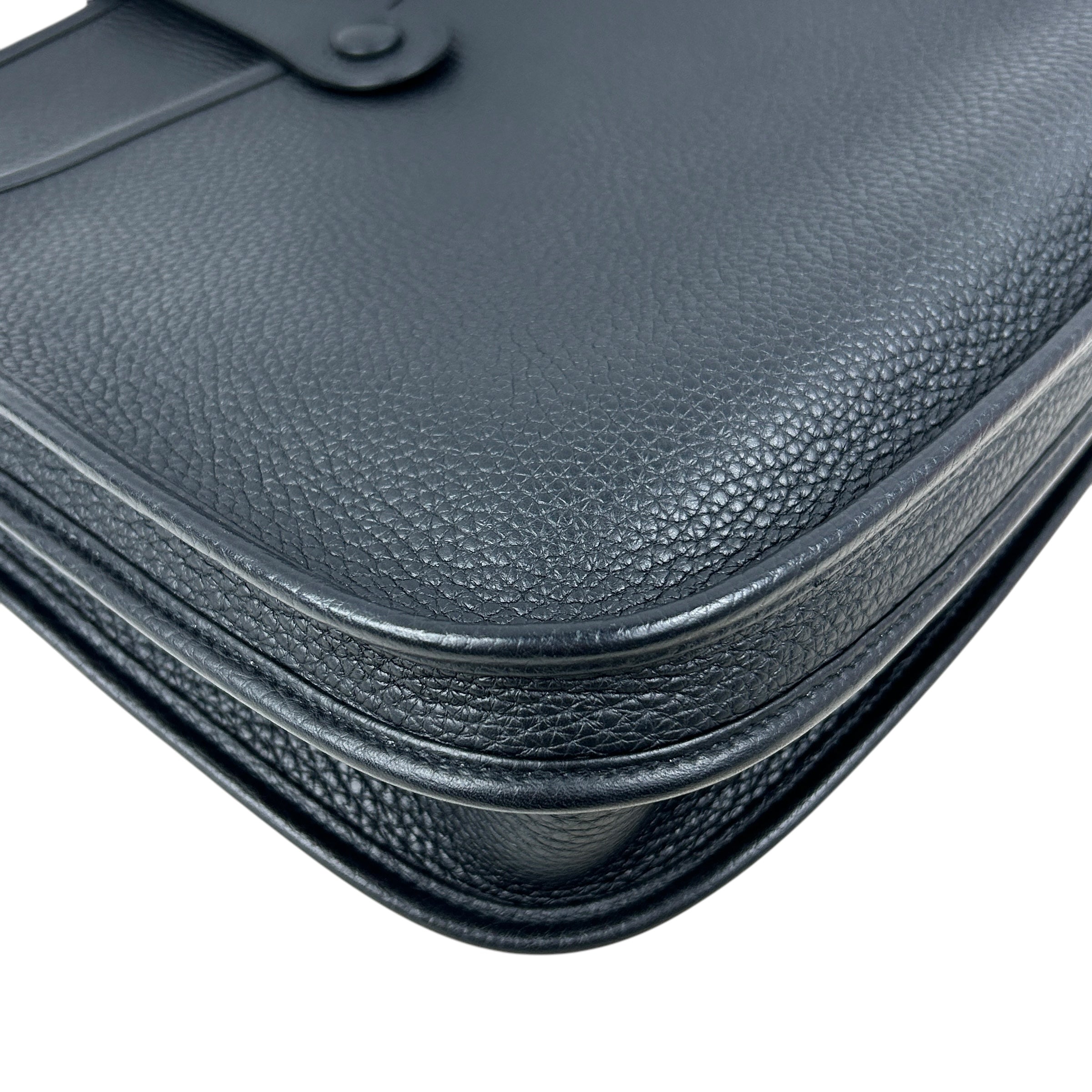 Black Clemence Evelyne 29 w/PHW