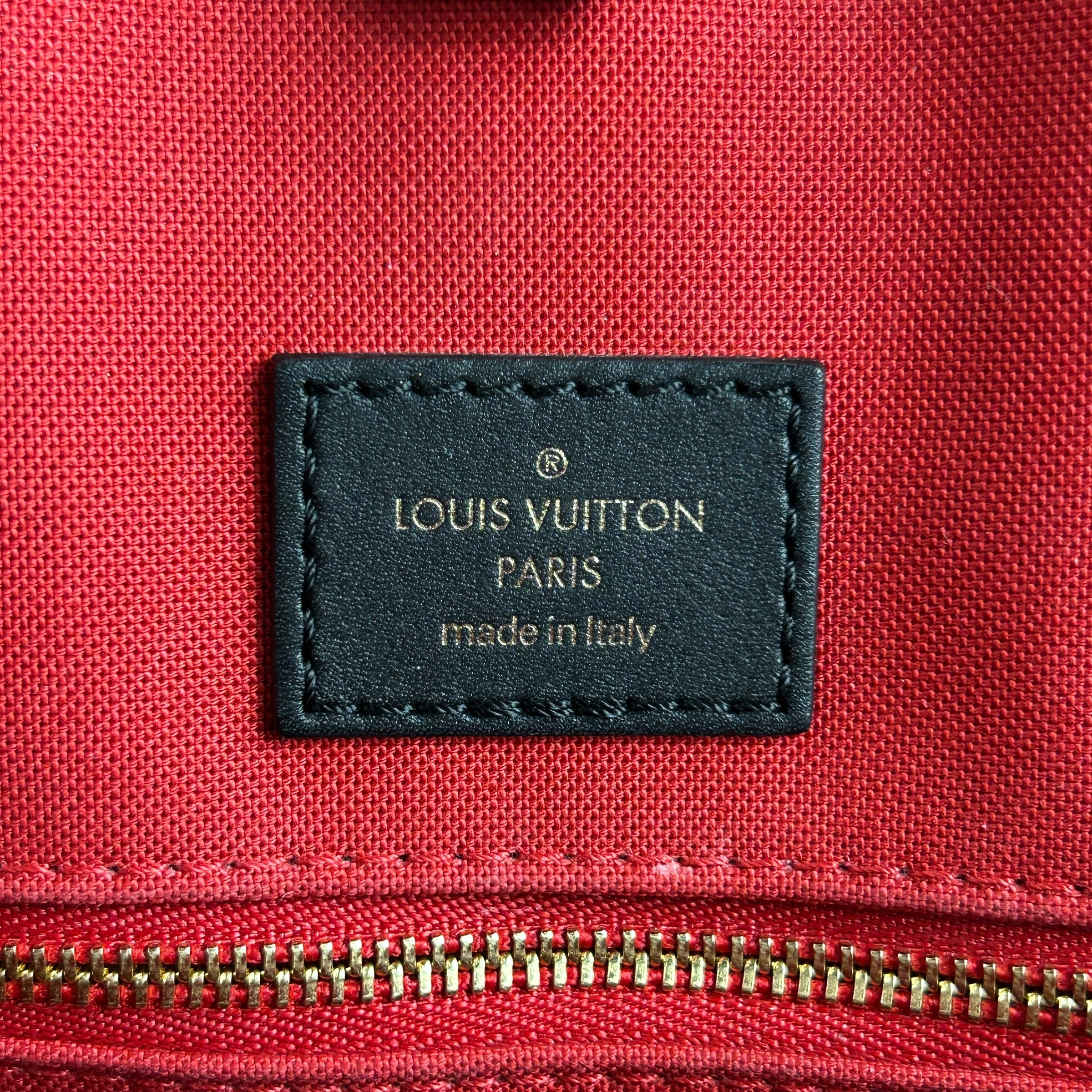 Reverse Monogram OnTheGo GM Tote w/GHW