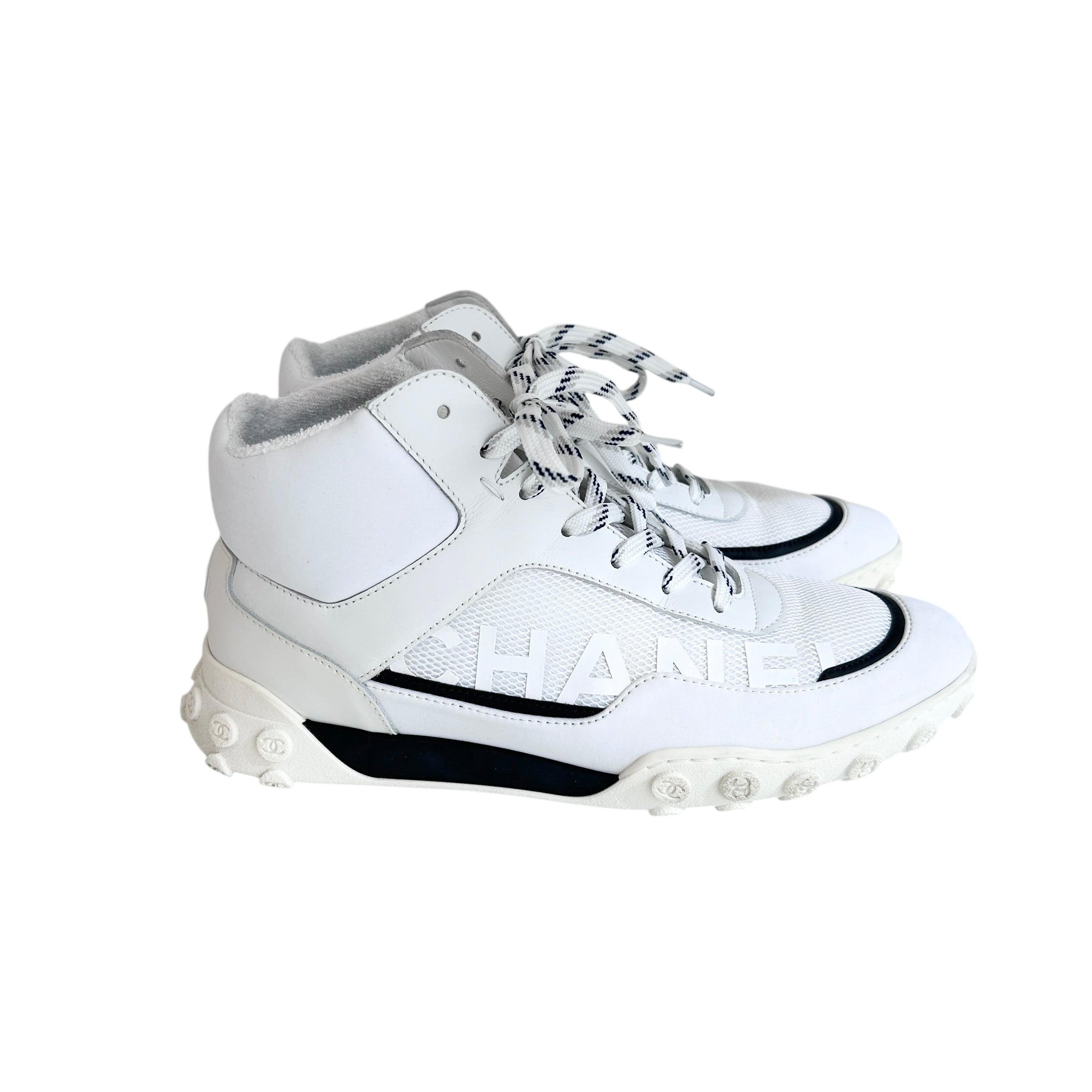 Interlocking CC Logo Leather Athletic Sneakers