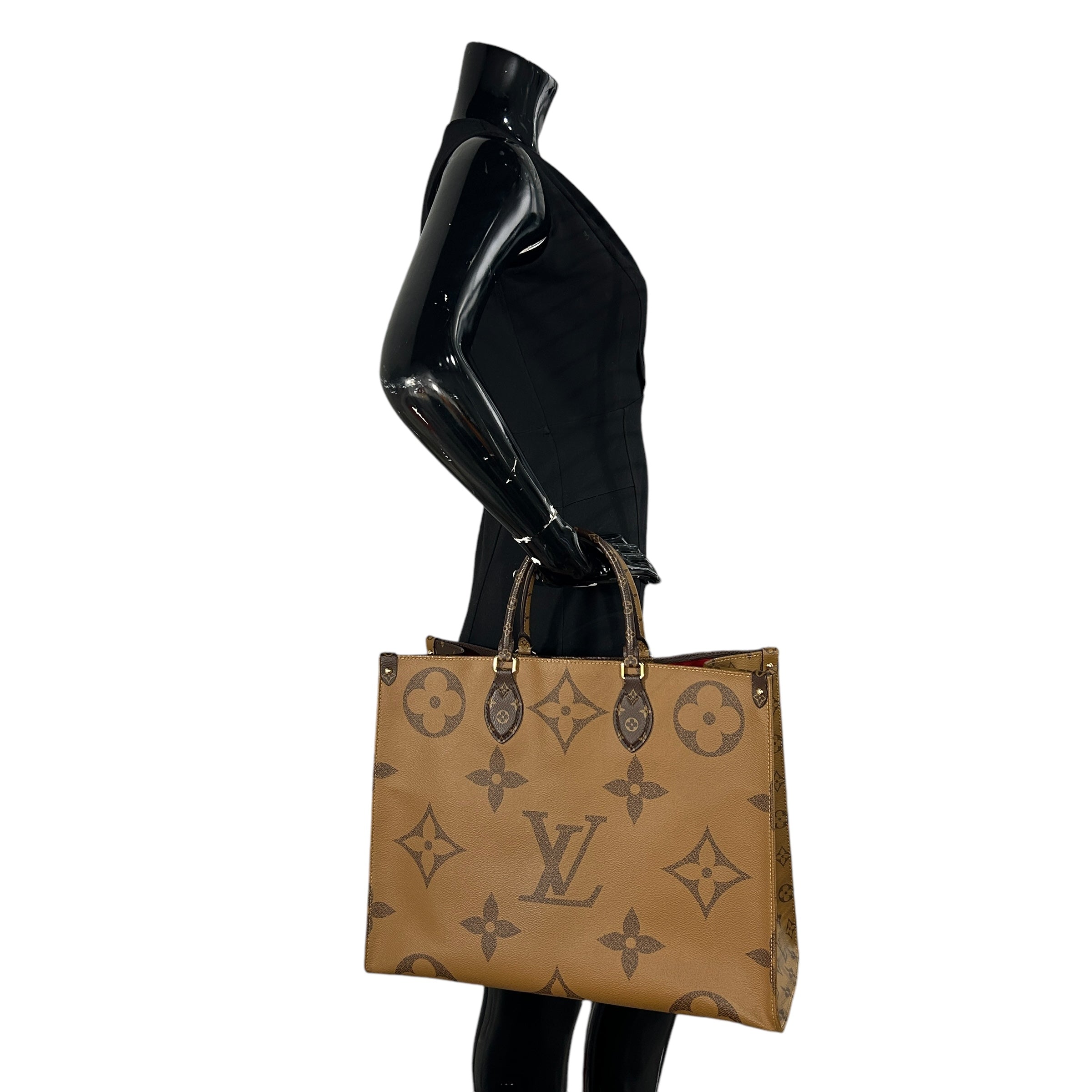 Reverse Monogram OnTheGo GM Tote w/GHW