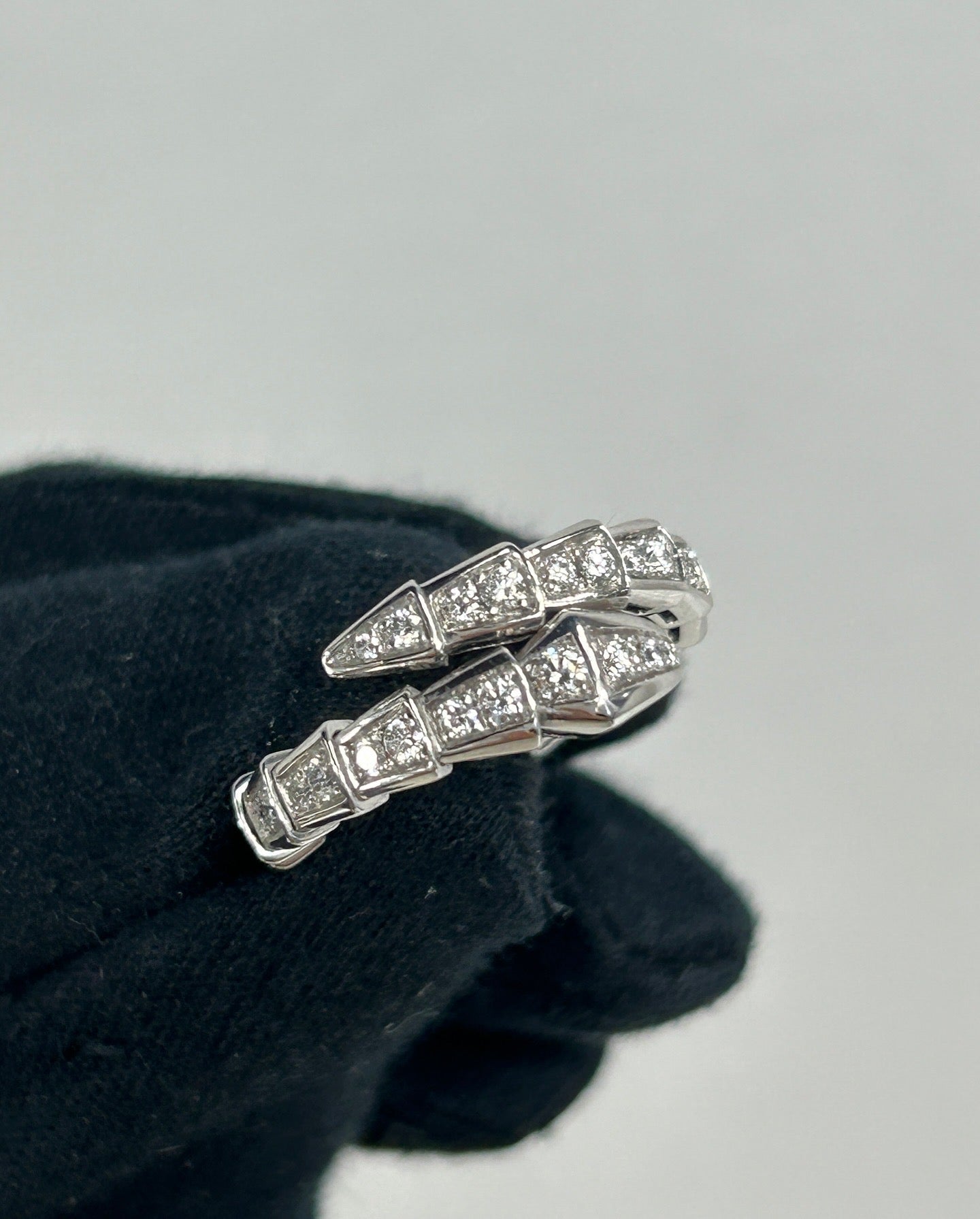 Serpenti Viper Diamond and 18K White Gold Ring