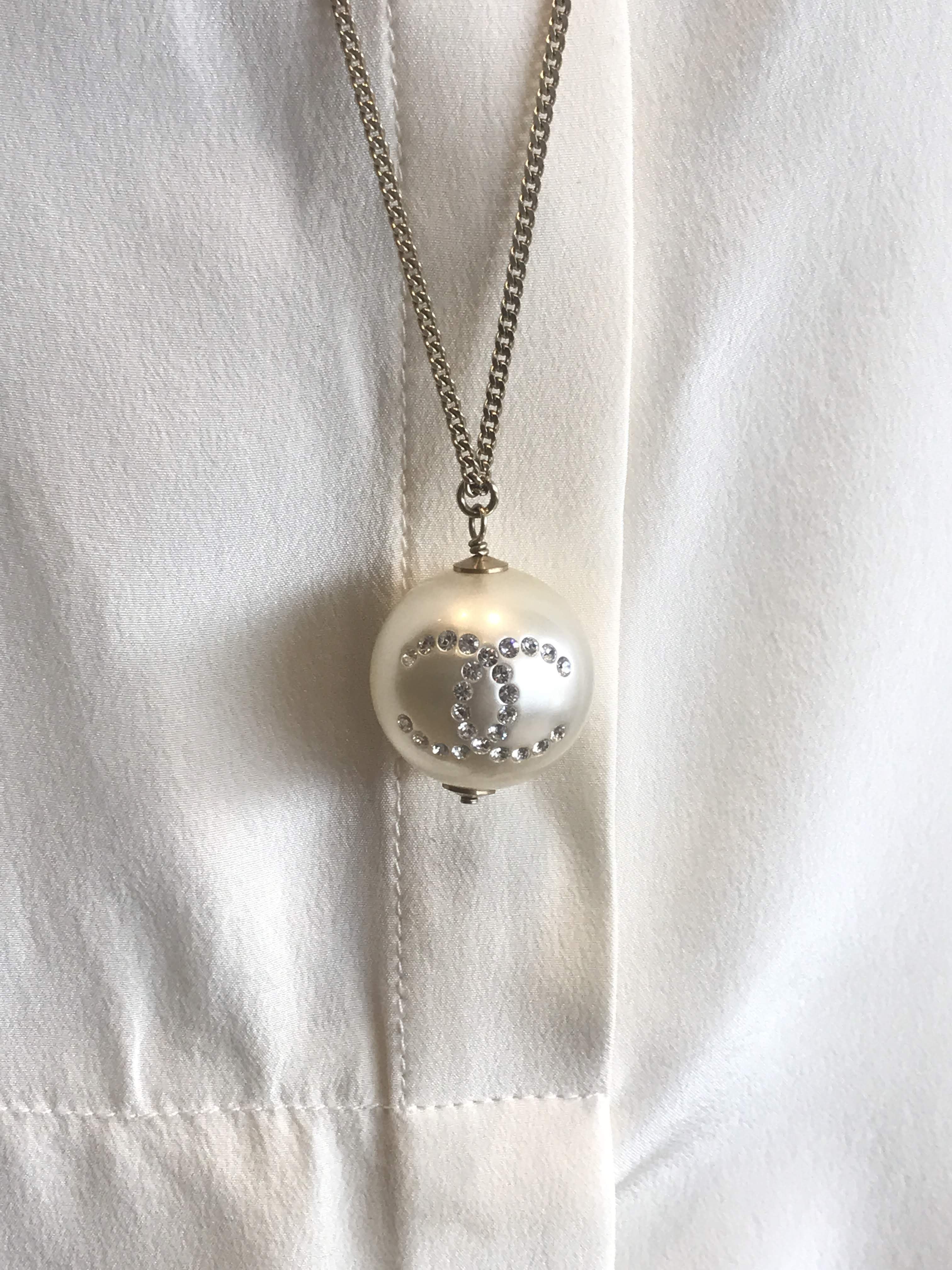 Pearl W/ Crystals Pendant On Gold-Tone Chain