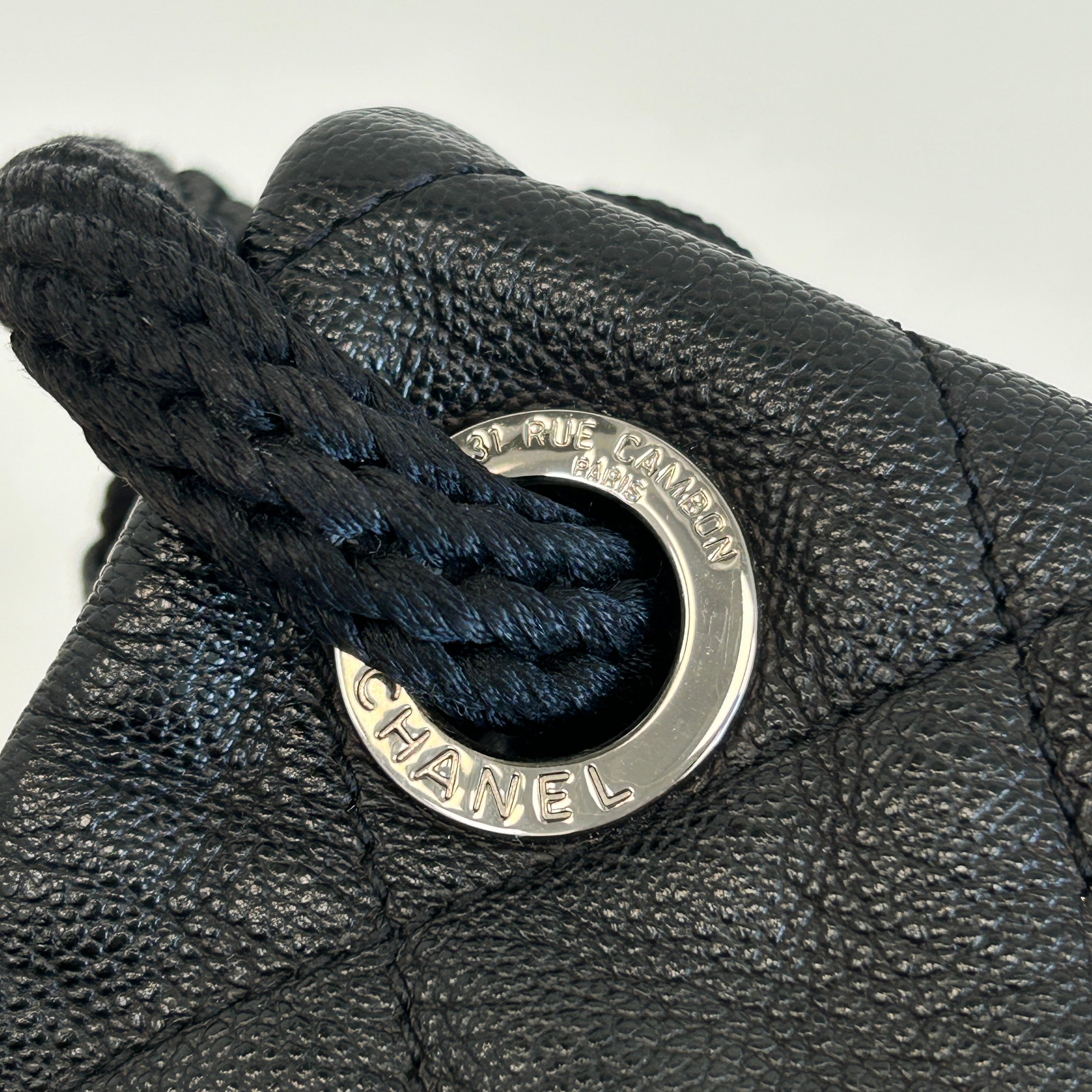 Black Pebbed Calfskin Leather Bag w/Expandable Zipper Bottom Detail