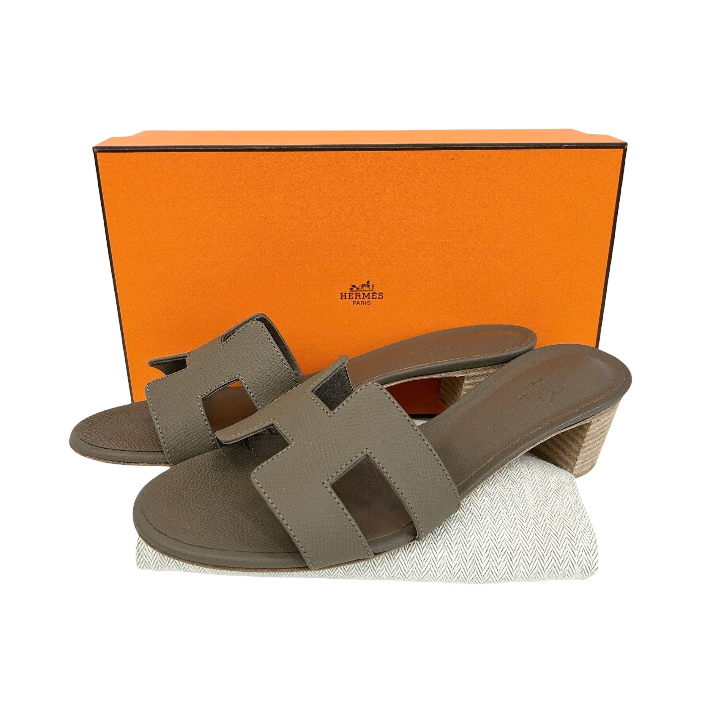 Etoupe Epsom Oasis Block Heel Sandals - Haute Classics