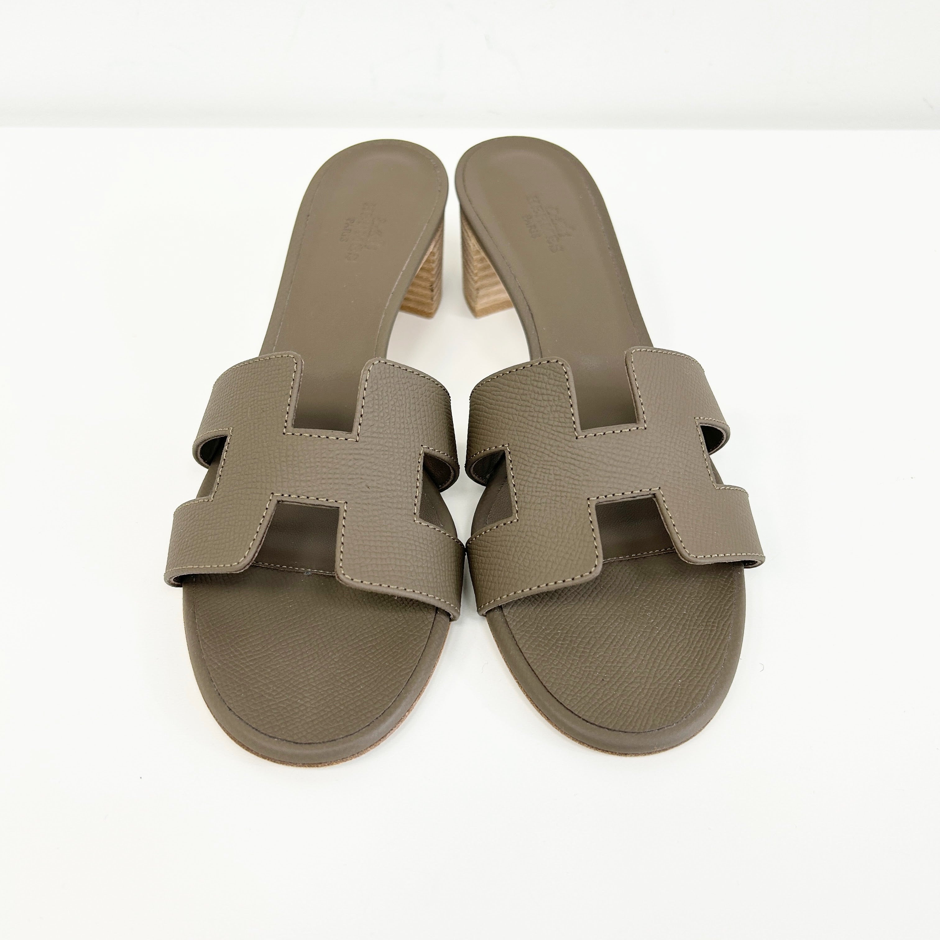 Etoupe Epsom Oasis Block Heel Sandals - Haute Classics