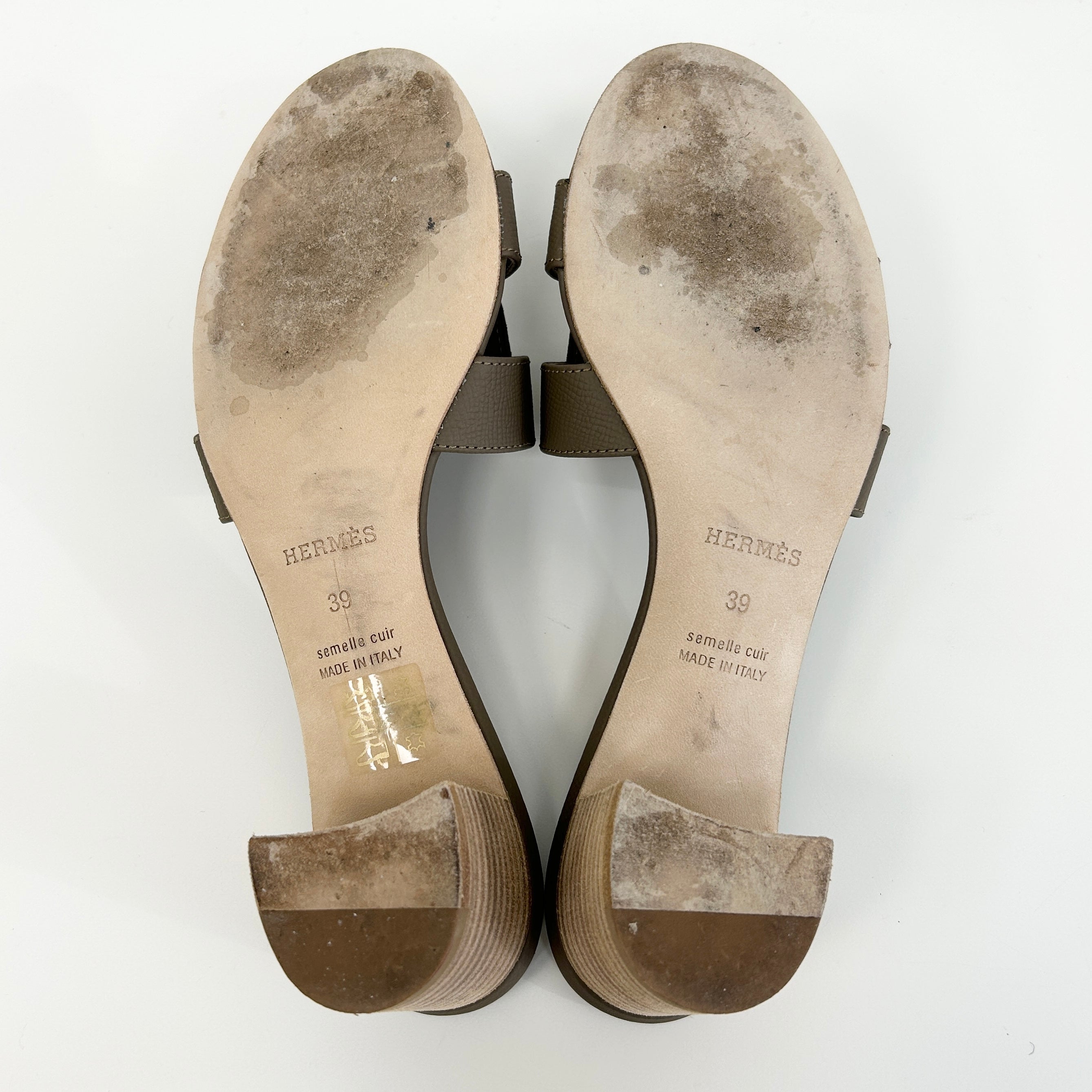 Etoupe Epsom Oasis Block Heel Sandals - Haute Classics