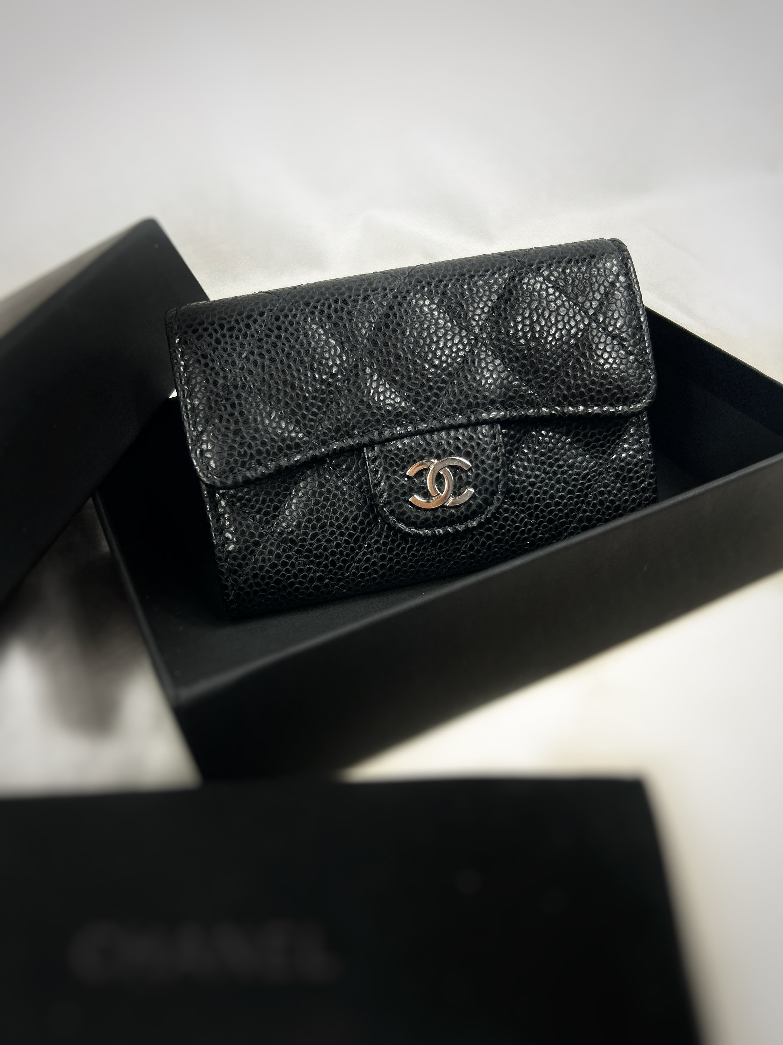 Black Caviar Quilted Cardholder w/SHW