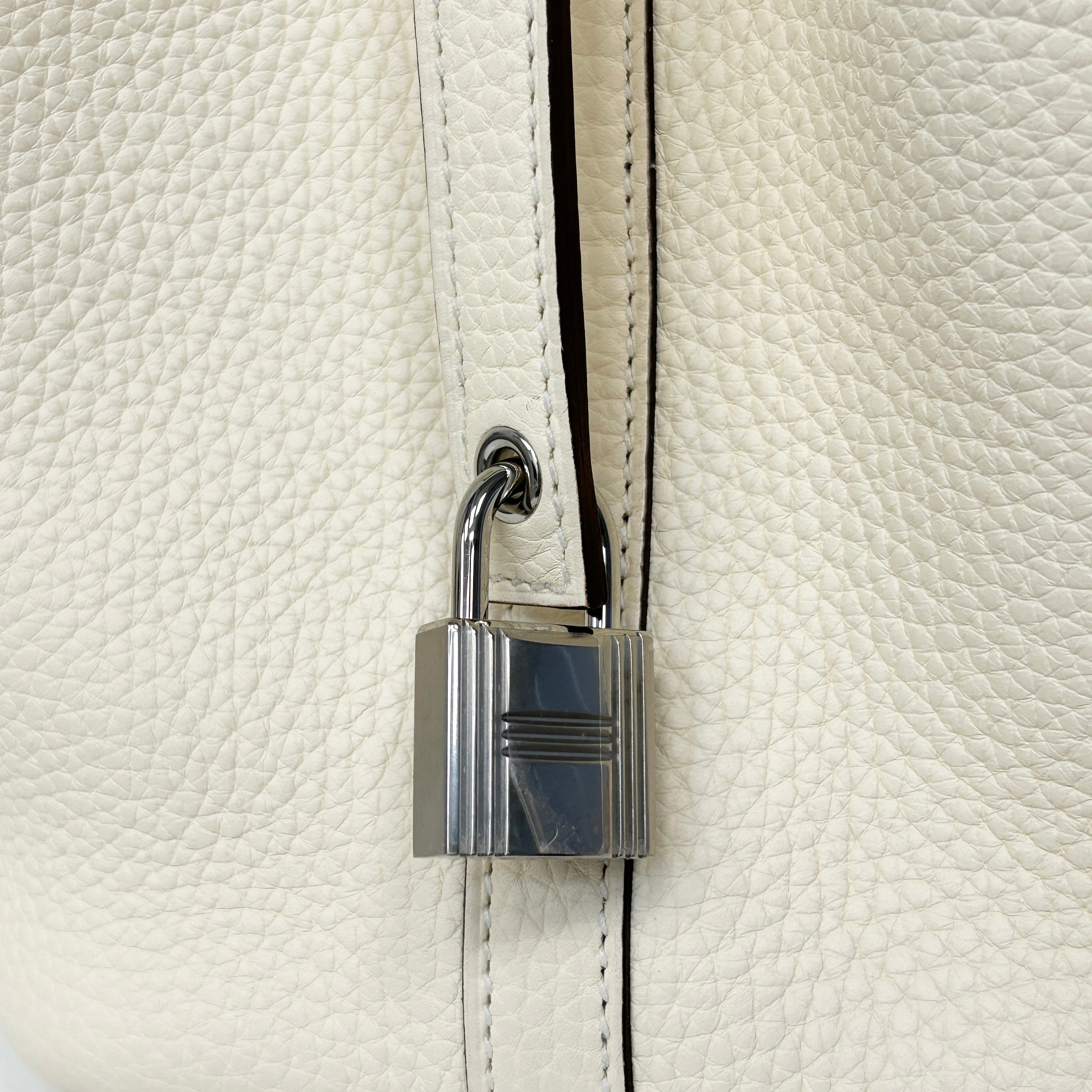 Ivory Clemence Picotin 18 w/PHW - Haute Classics