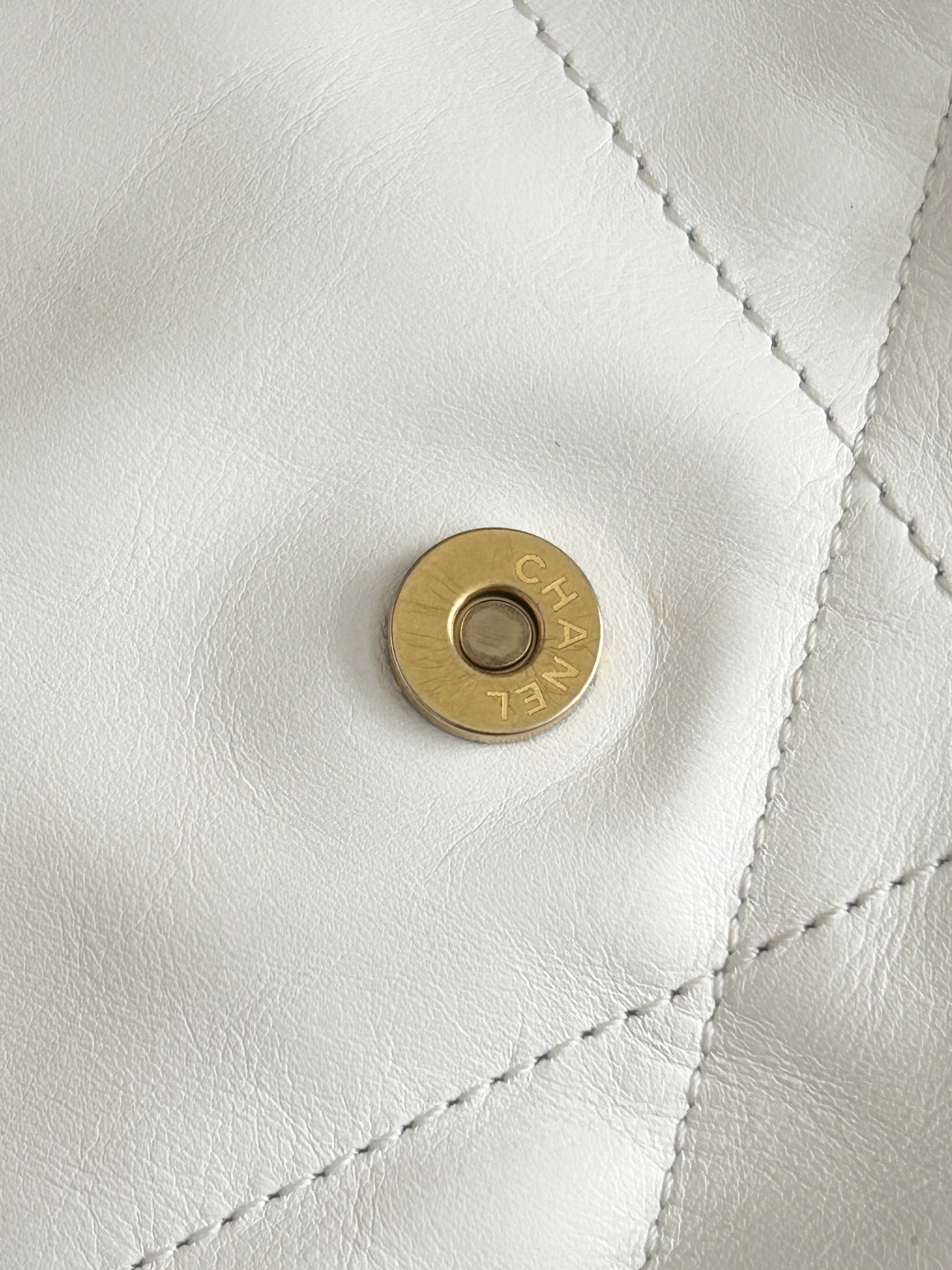 22 White Calfskin Medium Hobo Bag w/AGHW - Haute Classics