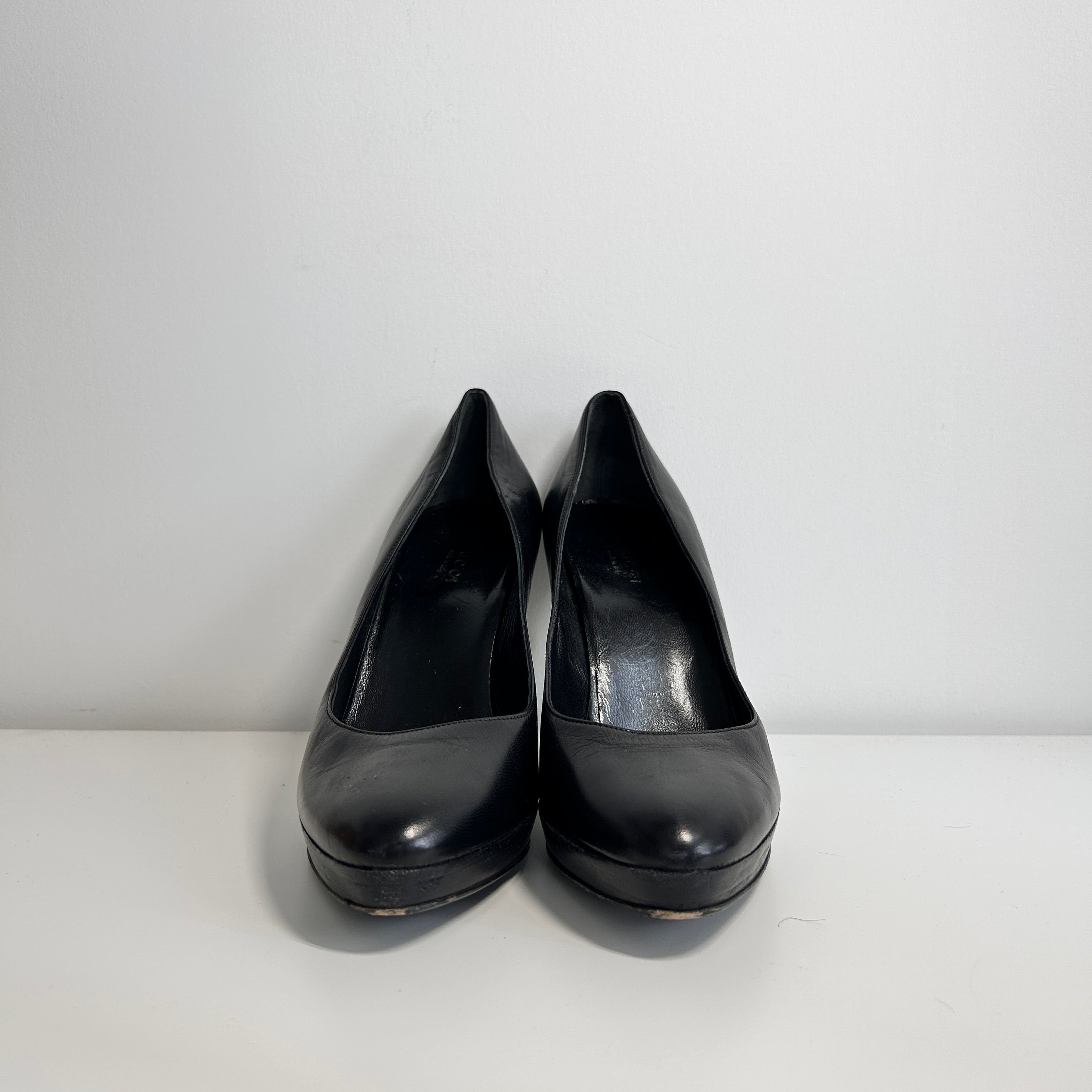 Black Leather Bamboo Accent Pumps