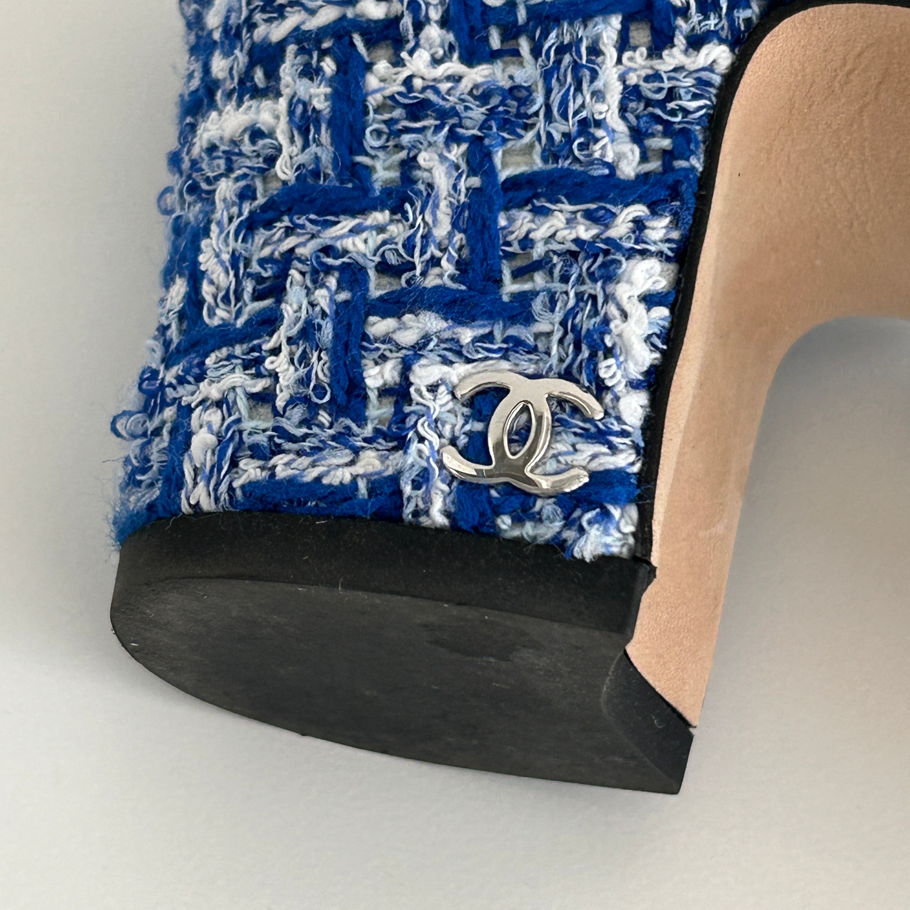 23P Blue/White Tweed Black Cap Toe Block Heel Slingbacks - Haute Classics