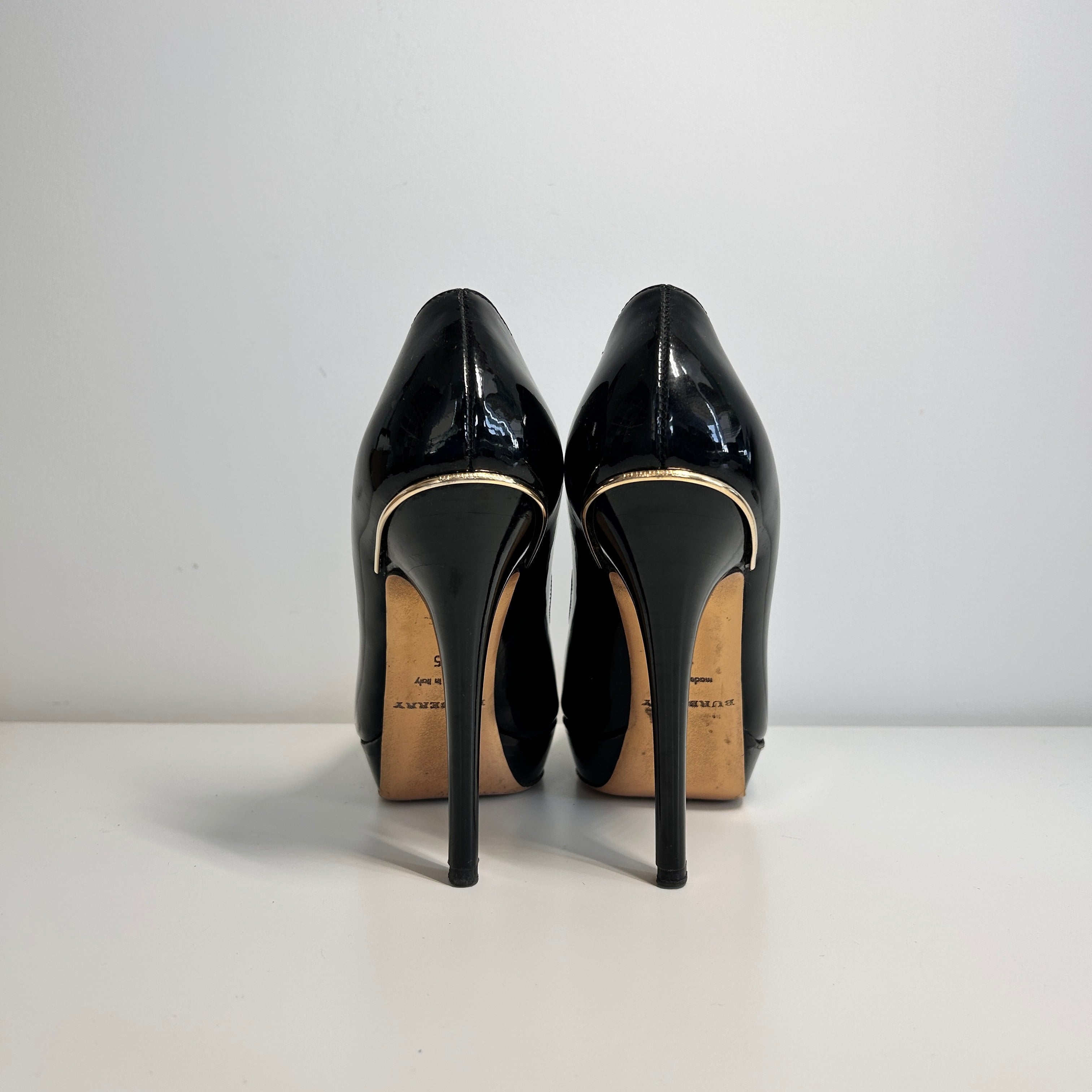 Black Patent Leather Pointed Toe Pumps
