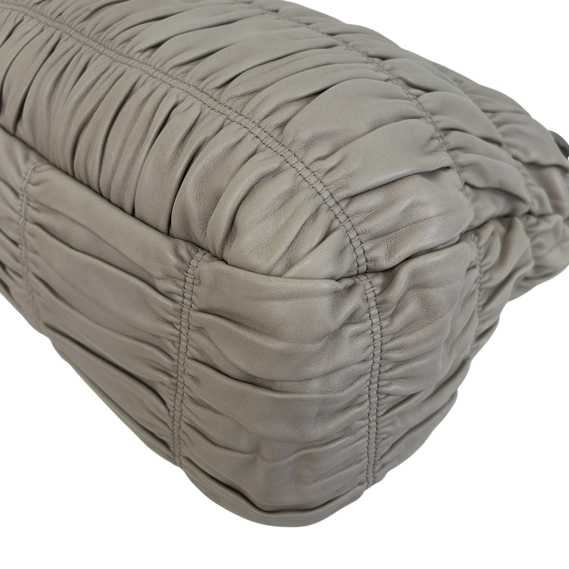 Gaufre Off White Shoulder Bag