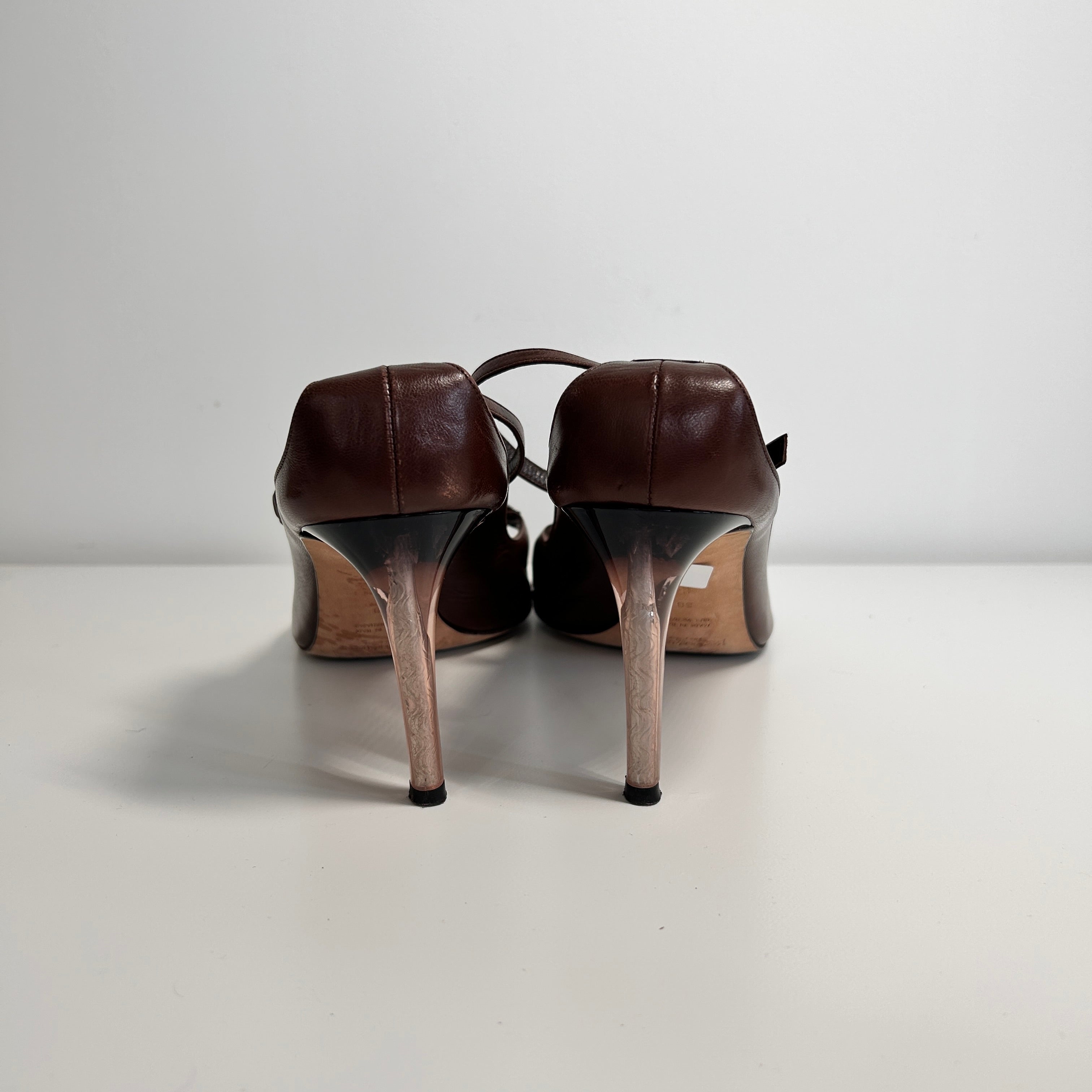 Brown Leather Kiss Lips Sandals