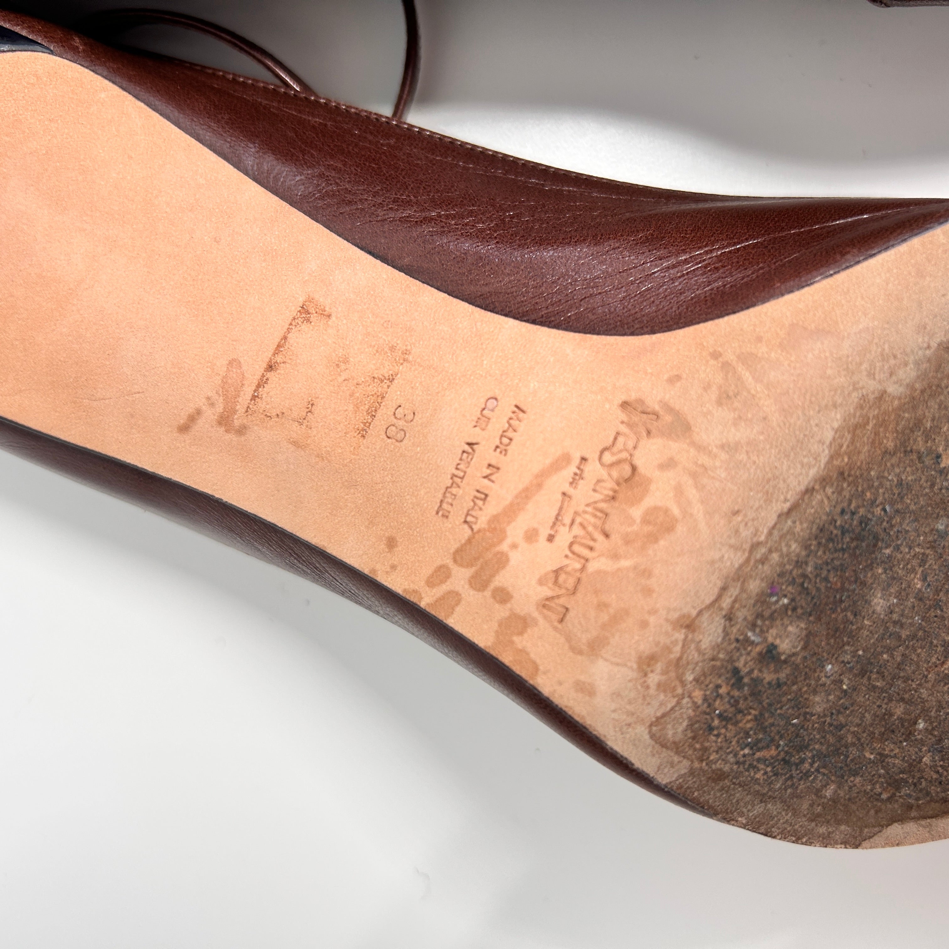 Brown Leather Kiss Lips Sandals