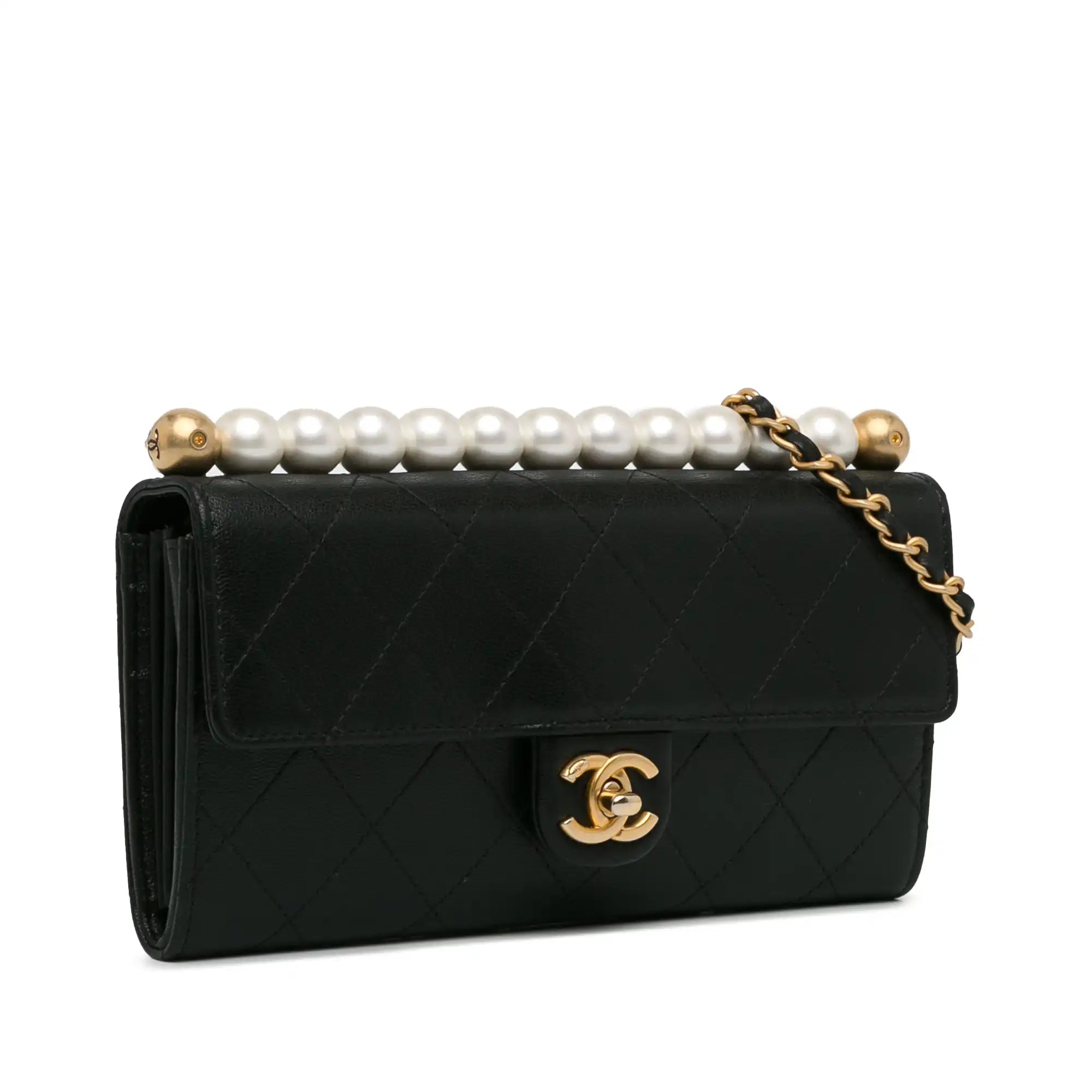 Black Goatskin Chic Pearls Clutch with Chain AGHW