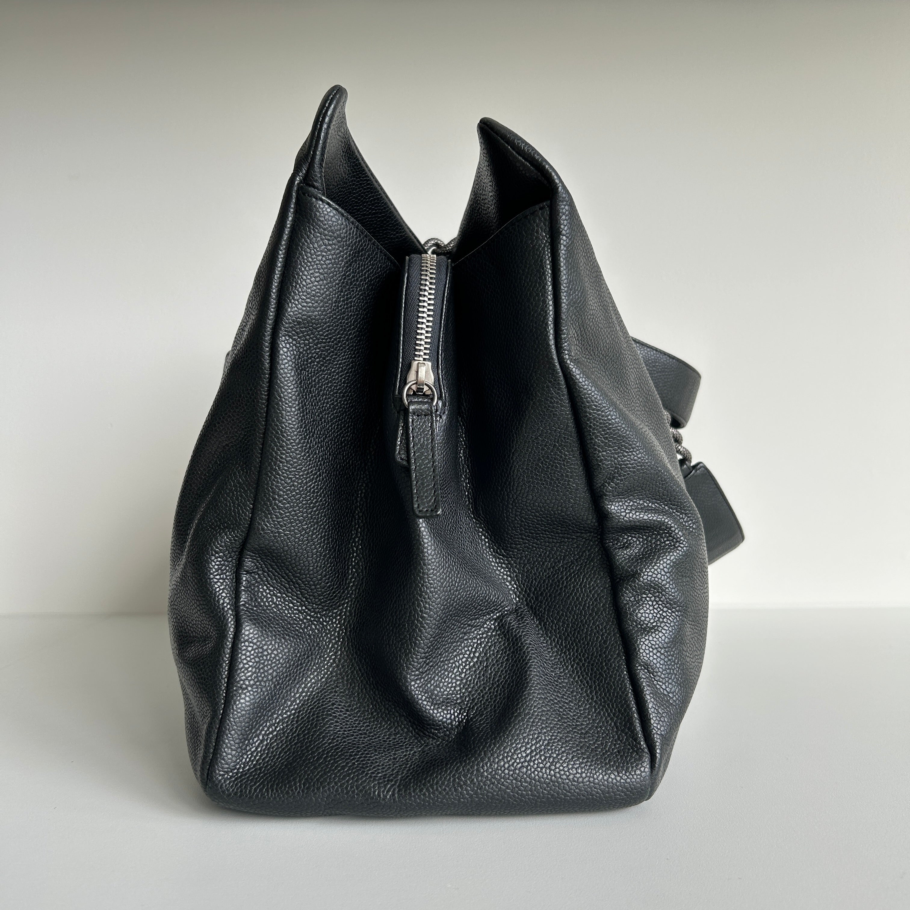 Black Caviar Shopping Tote w/RHW
