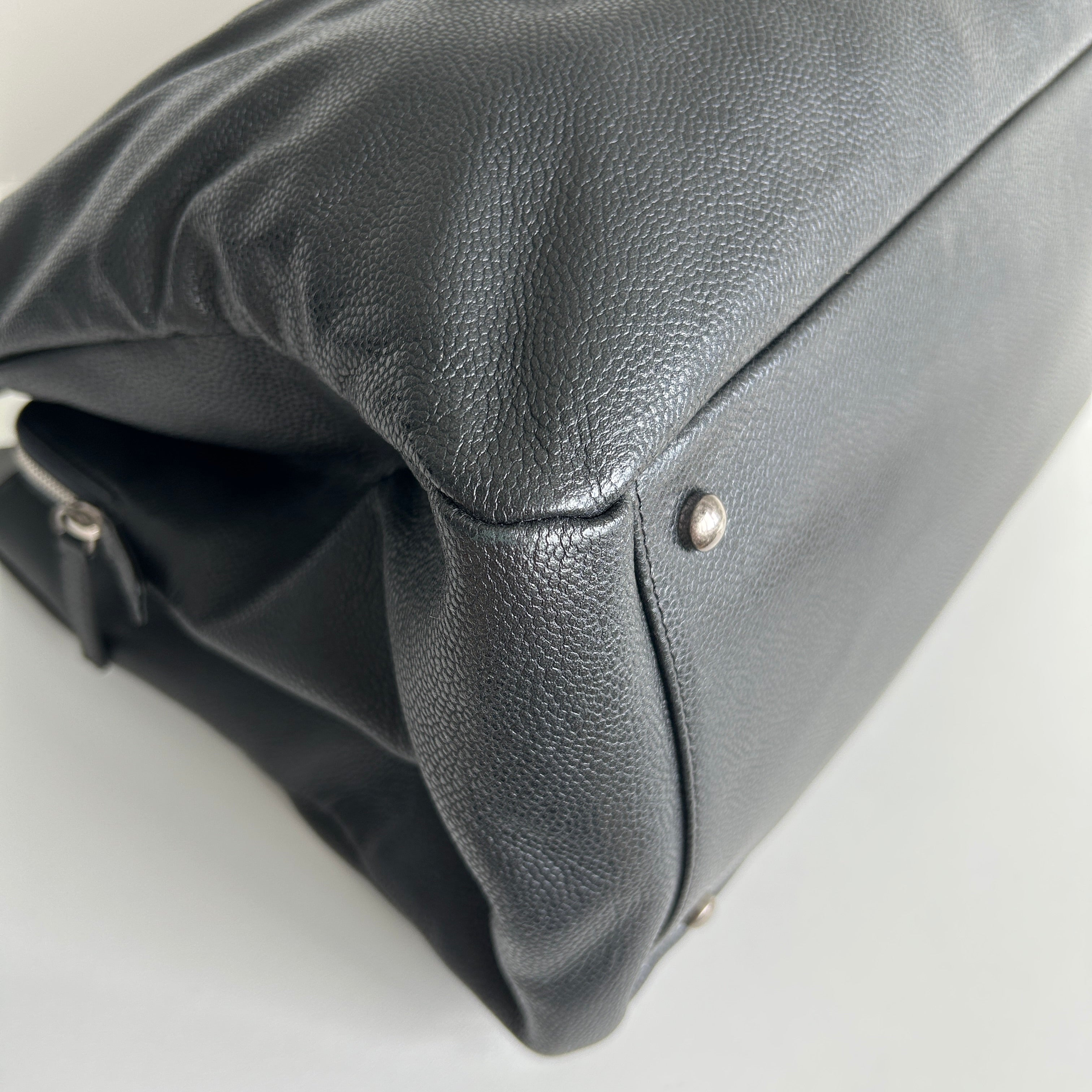 Black Caviar Shopping Tote w/RHW