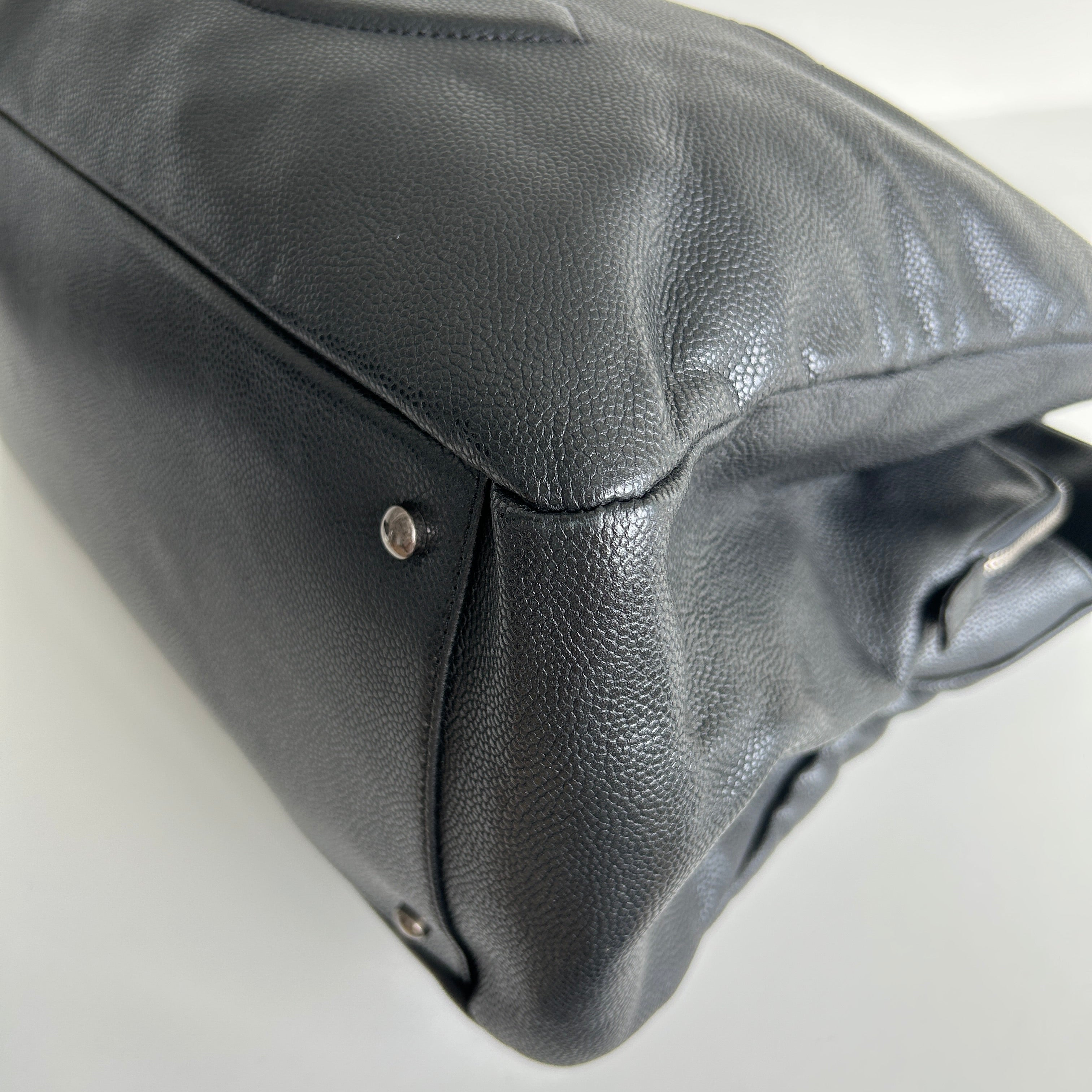 Black Caviar Shopping Tote w/RHW