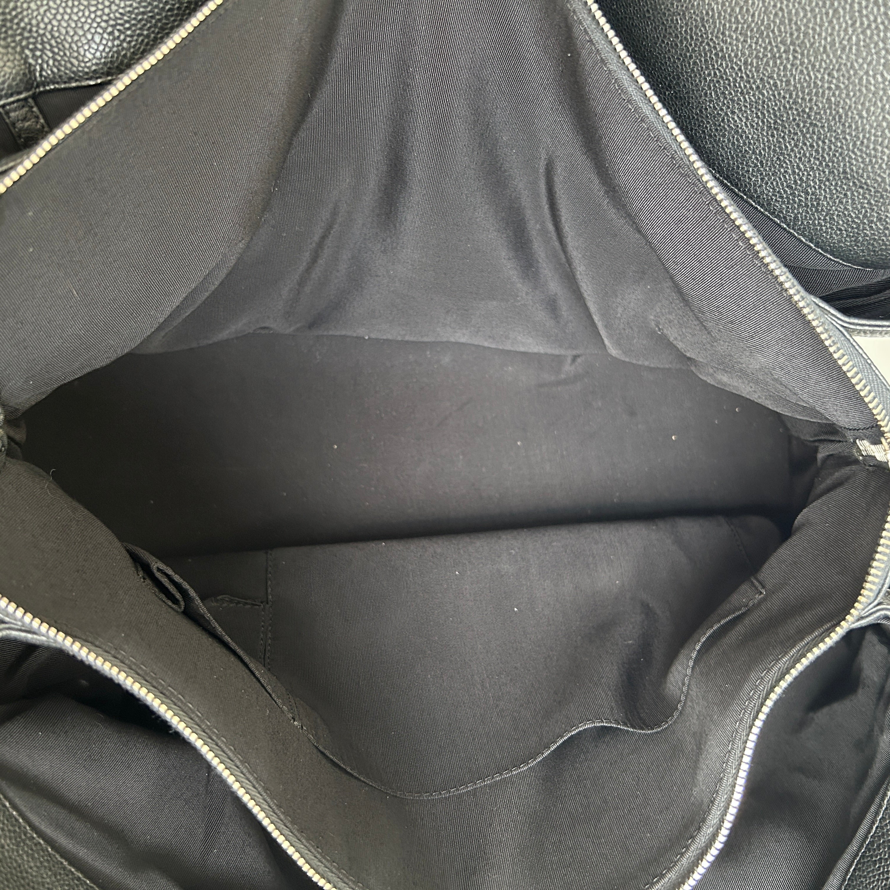 Black Caviar Shopping Tote w/RHW