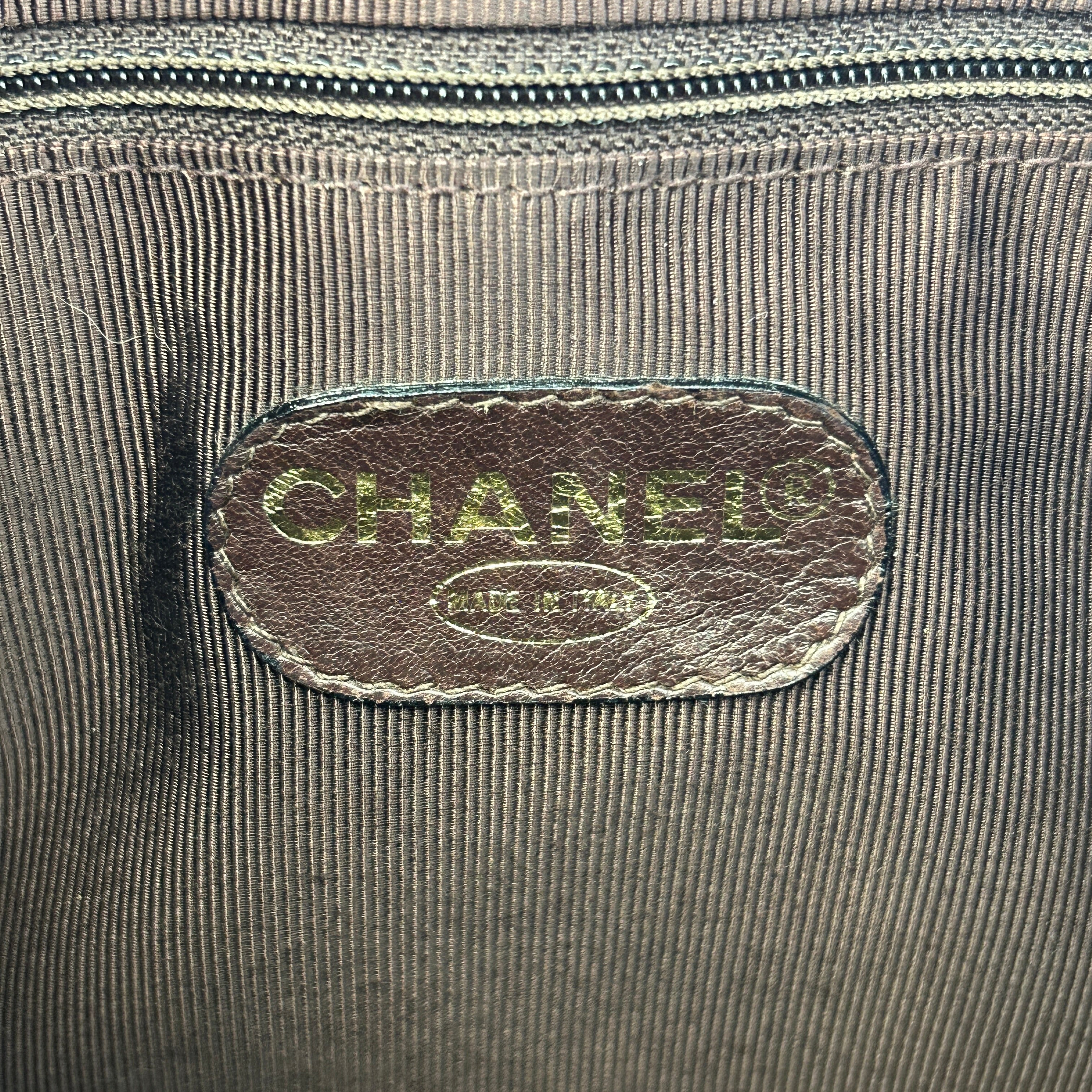 Vintage Brown Caviar Shoulder Bag w/CC Embossed Detail & 24k Plated GHW