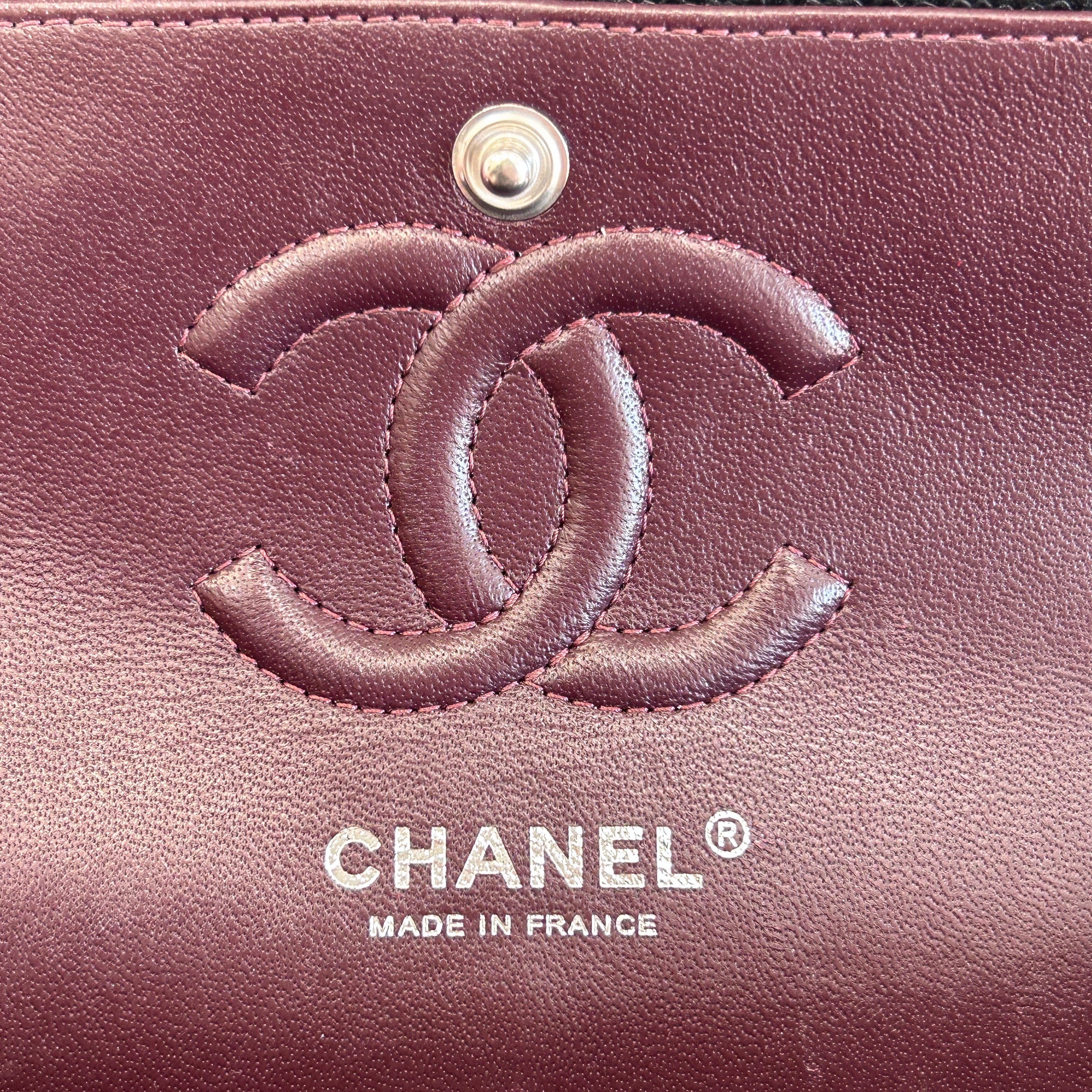 Black Caviar Small Classic Double Flap w/SHW