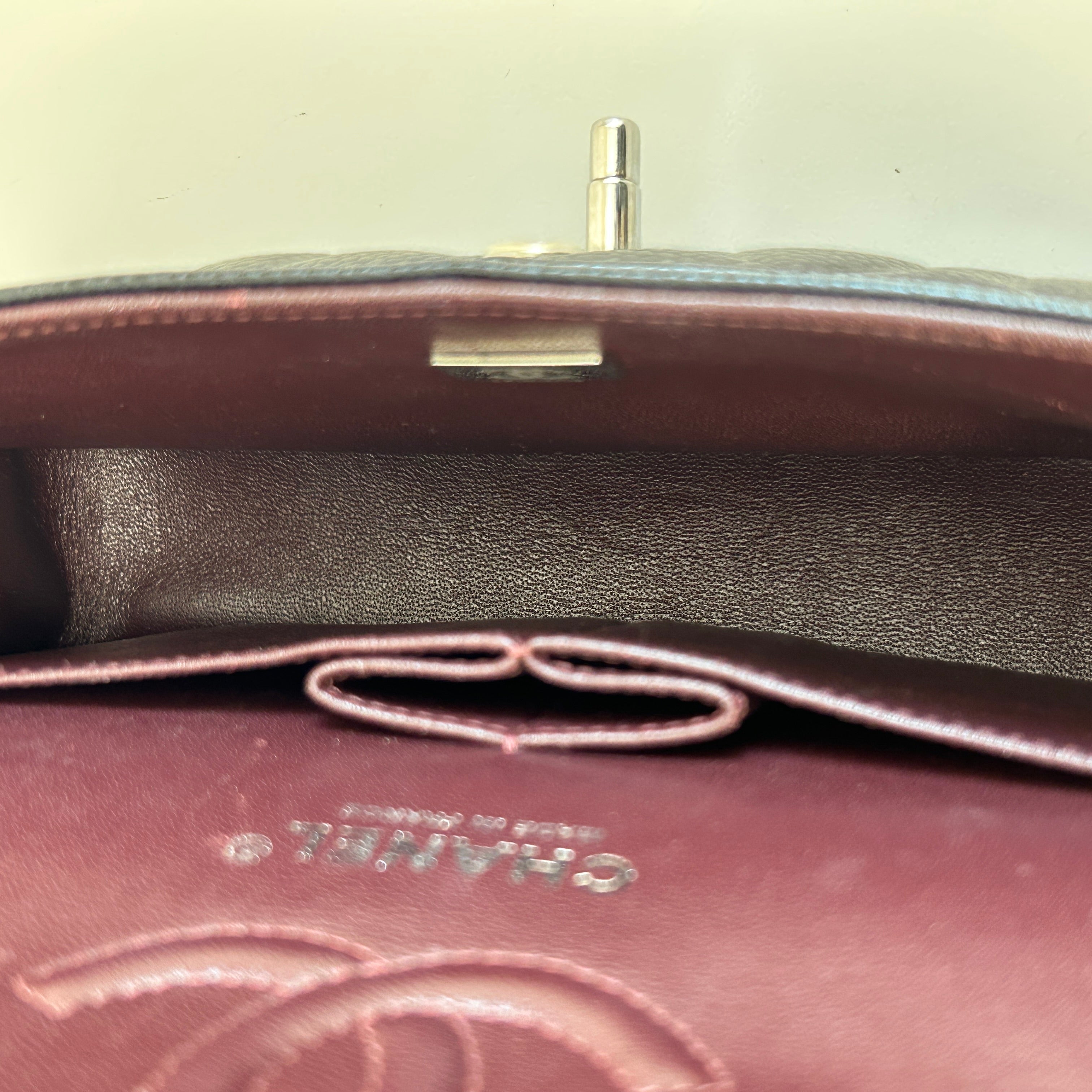 Black Caviar Small Classic Double Flap w/SHW