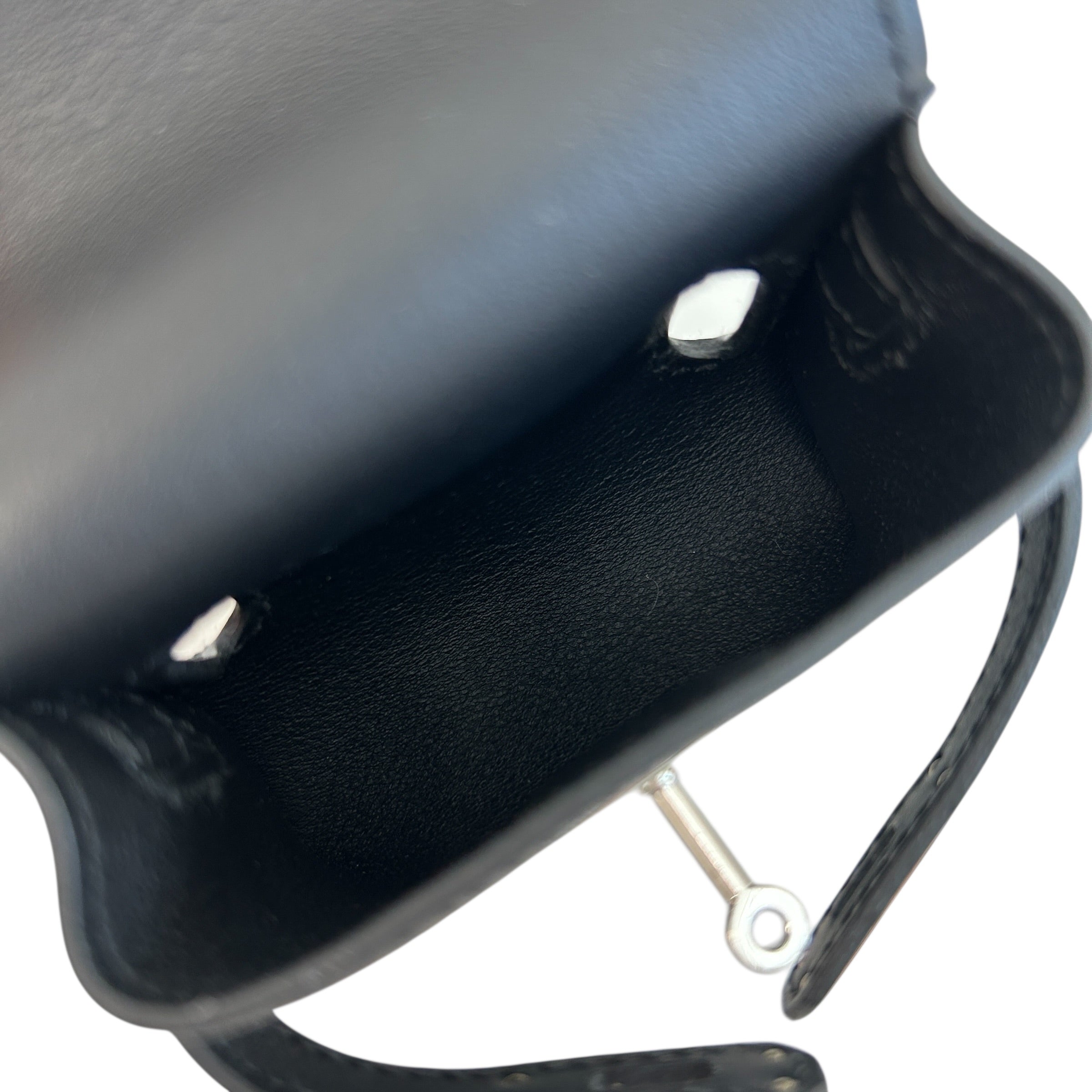 Noir Swift Leather Kelly Moove w/Pouch & PHW