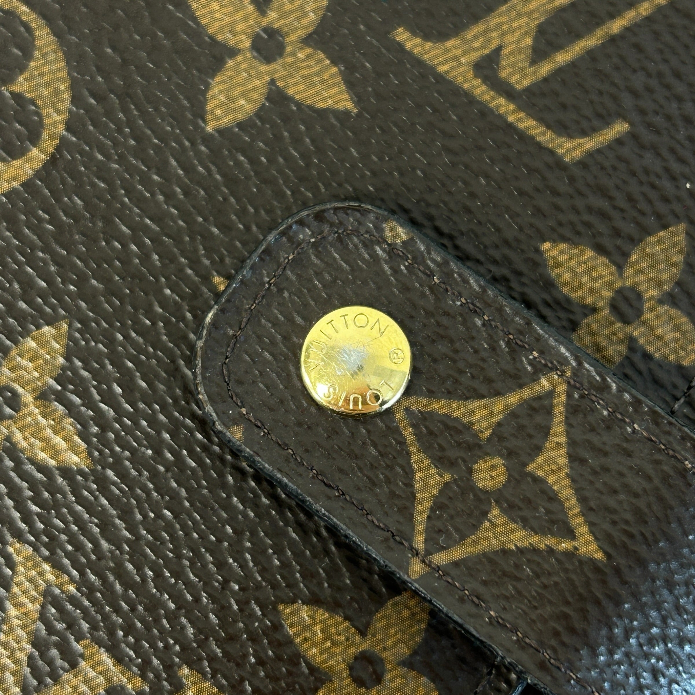Monogram Canvas Medium Ring Agenda Cover - Haute Classics