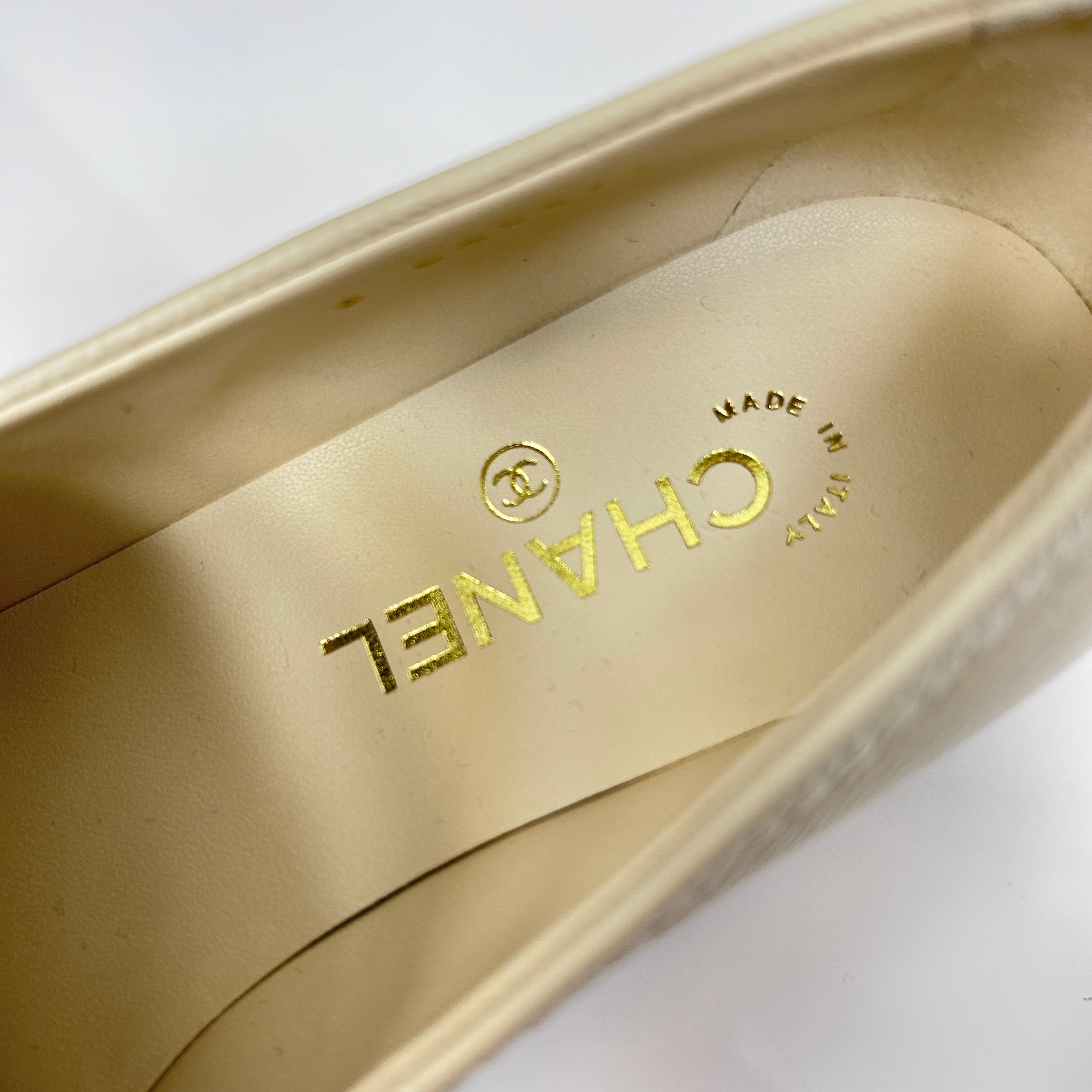 Beige Lamb Quilted Flap Turnlock CC Logo Loafer