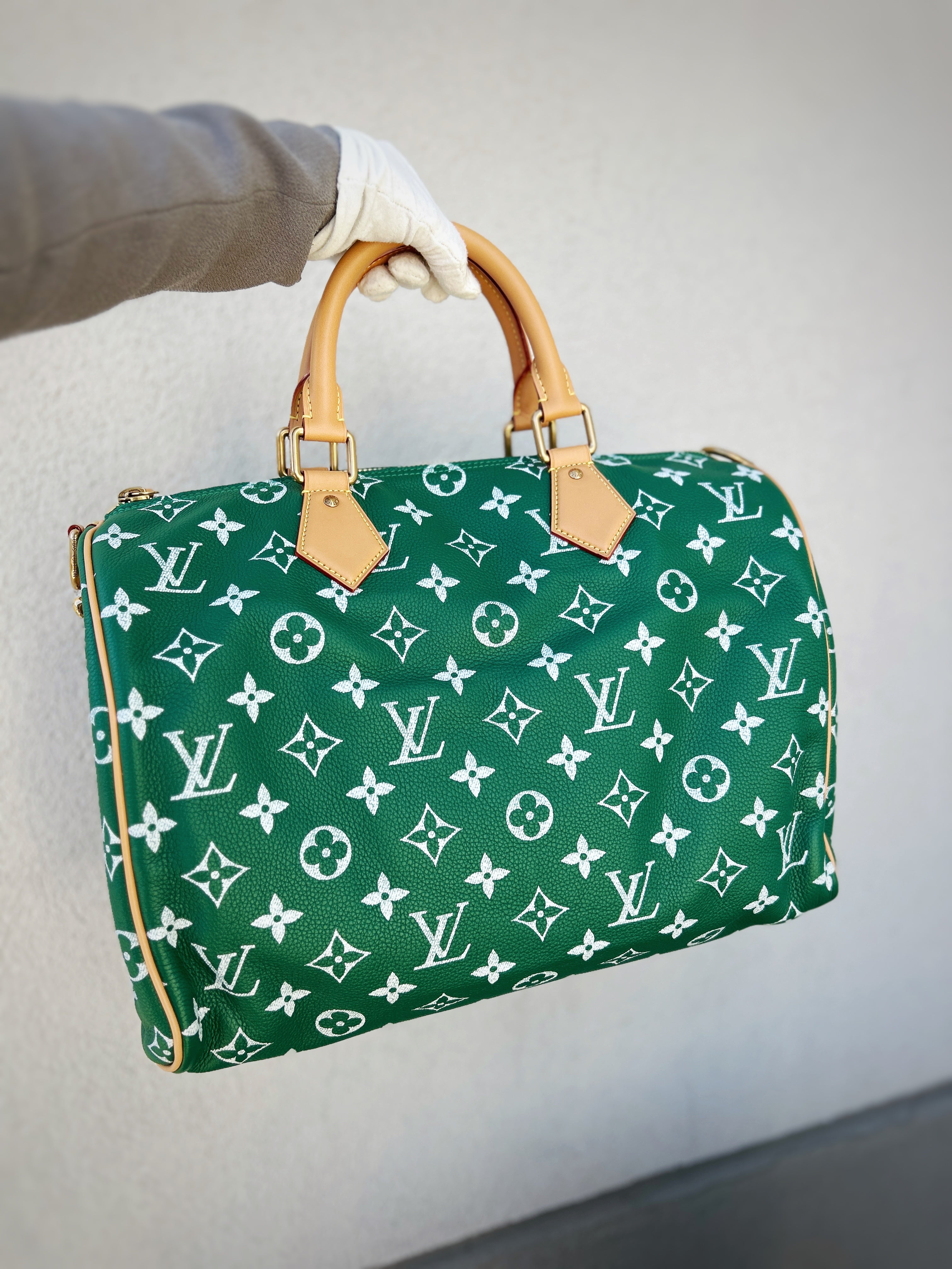 P9 Green Monogram Coated Canvas/Calfskin Leather Bandouliere 40 w/GHW