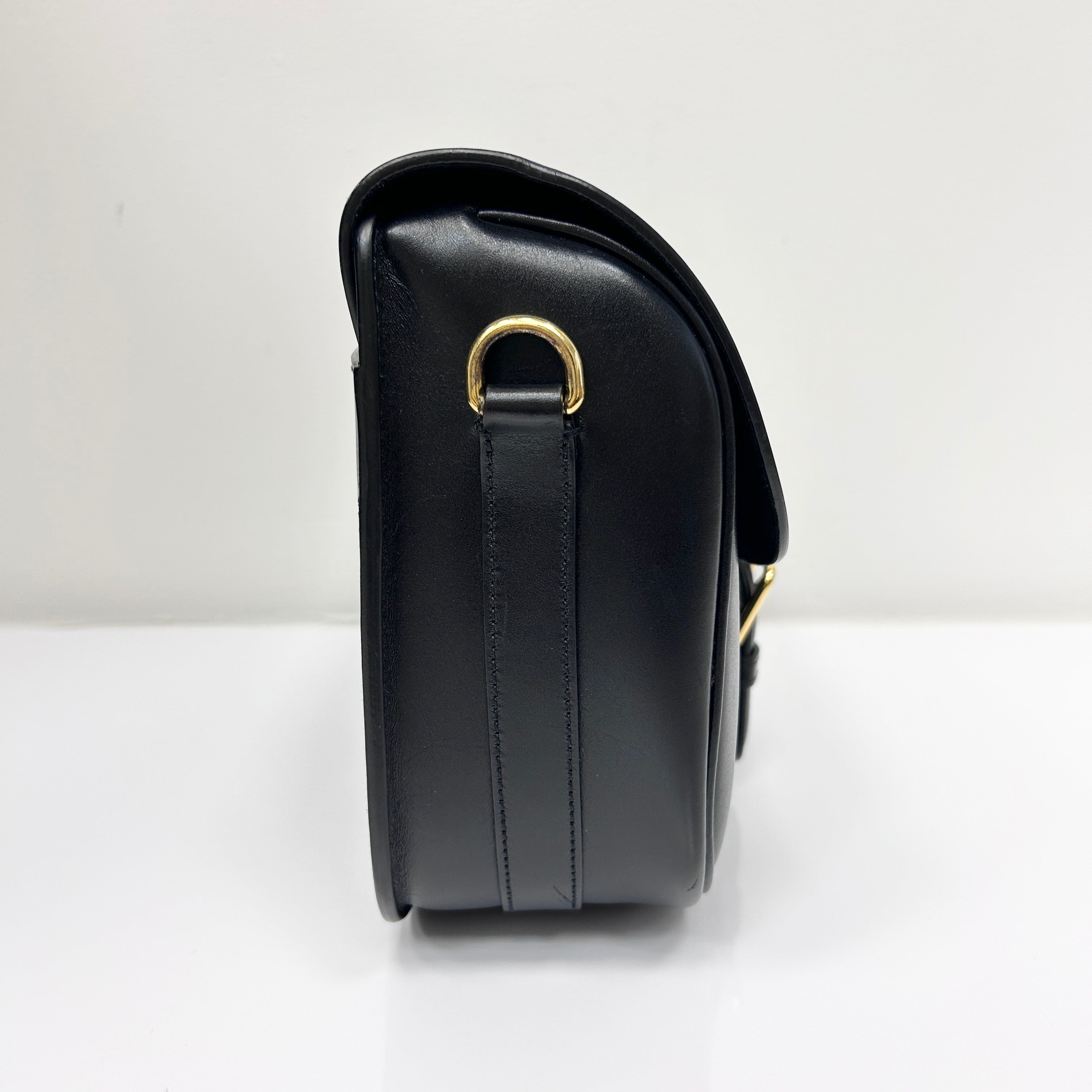 Black Large Bobby w/Shoulder Strap w/GHW