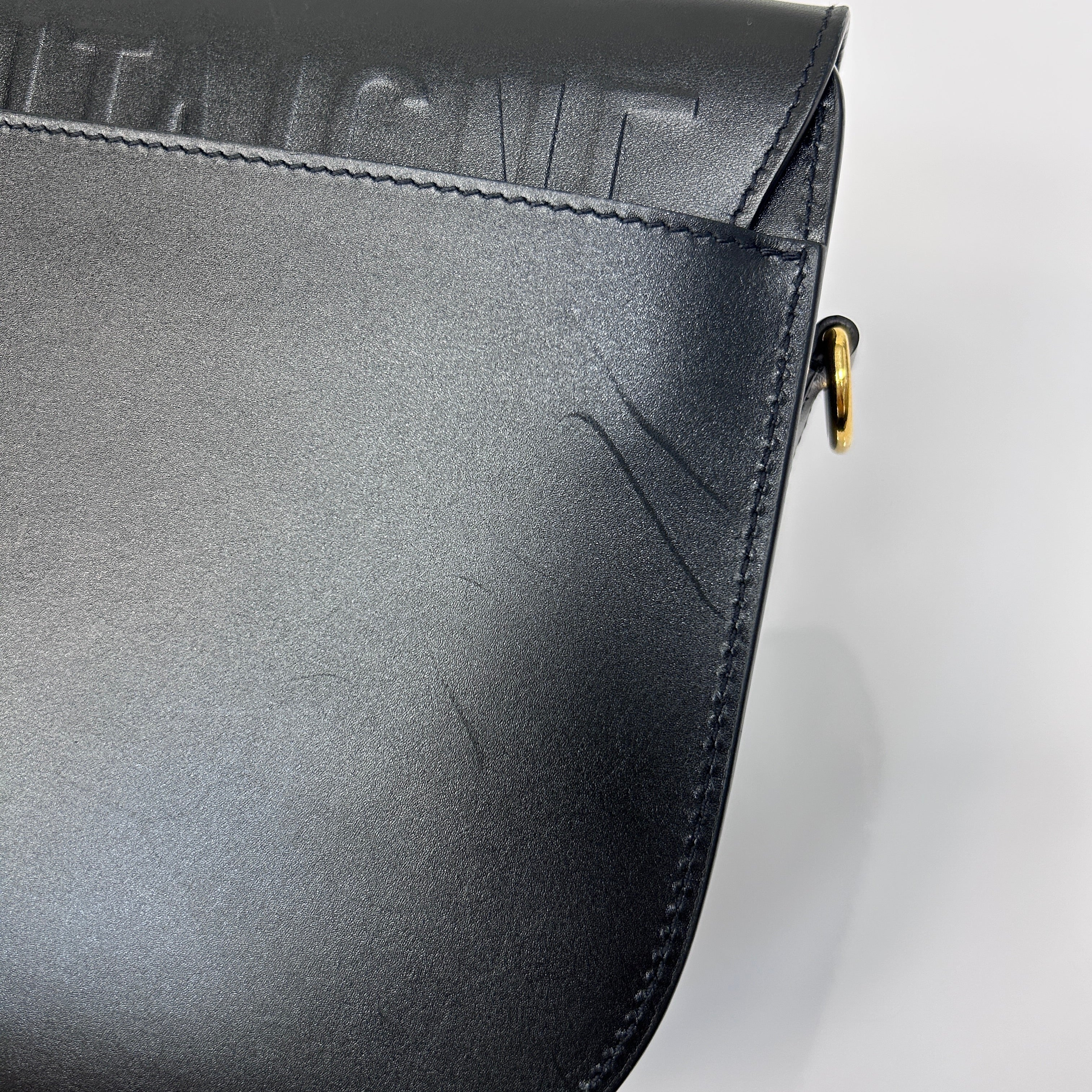 Black Large Bobby w/Shoulder Strap w/GHW