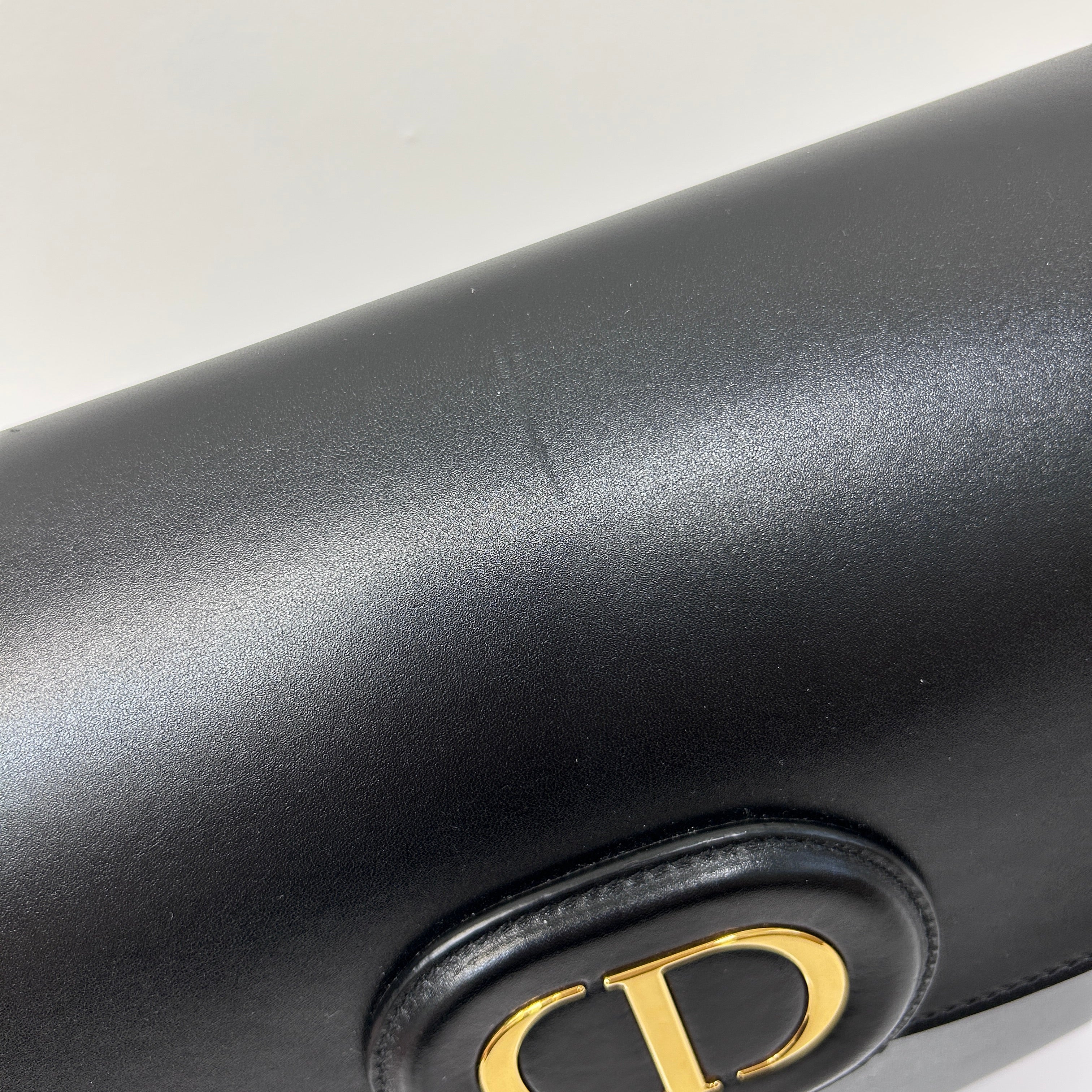 Black Large Bobby w/Shoulder Strap w/GHW