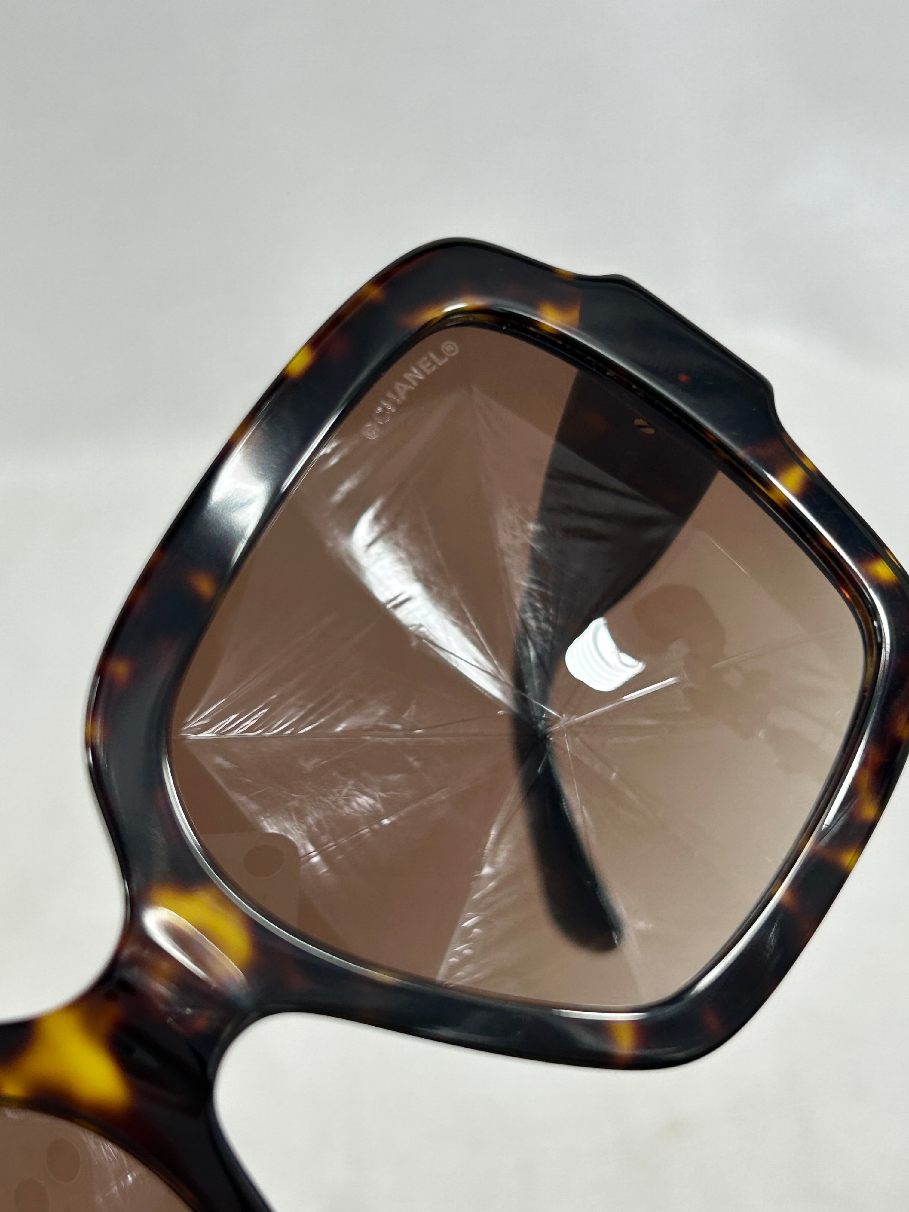 Brown Tortoise Acetate Square Frame Sunglasses