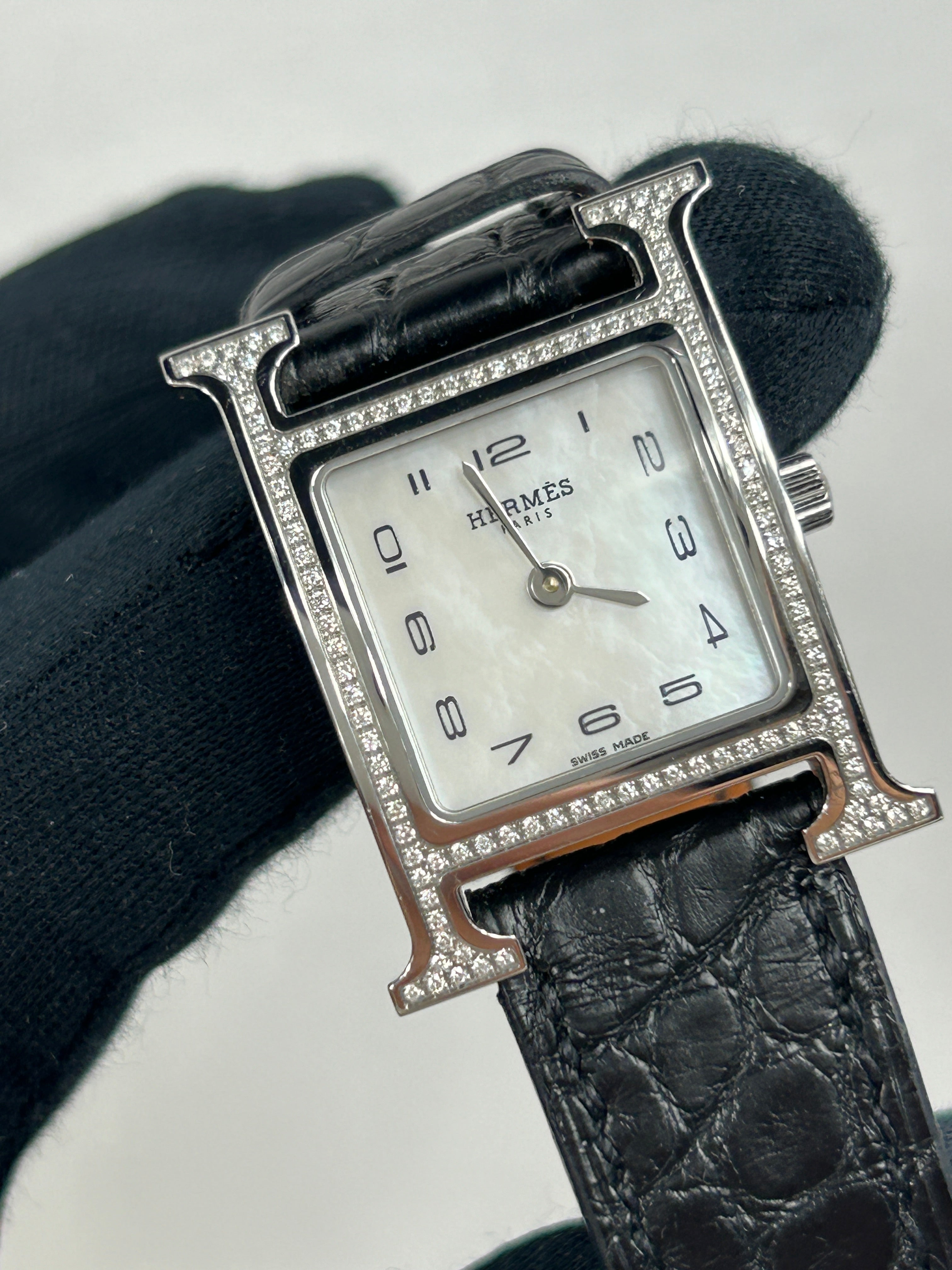 Heure H PM Acier VVS 116 (.24 ct) Diamond/ Mother of Pearl dial and Matte Alligator Strap watch in SHW