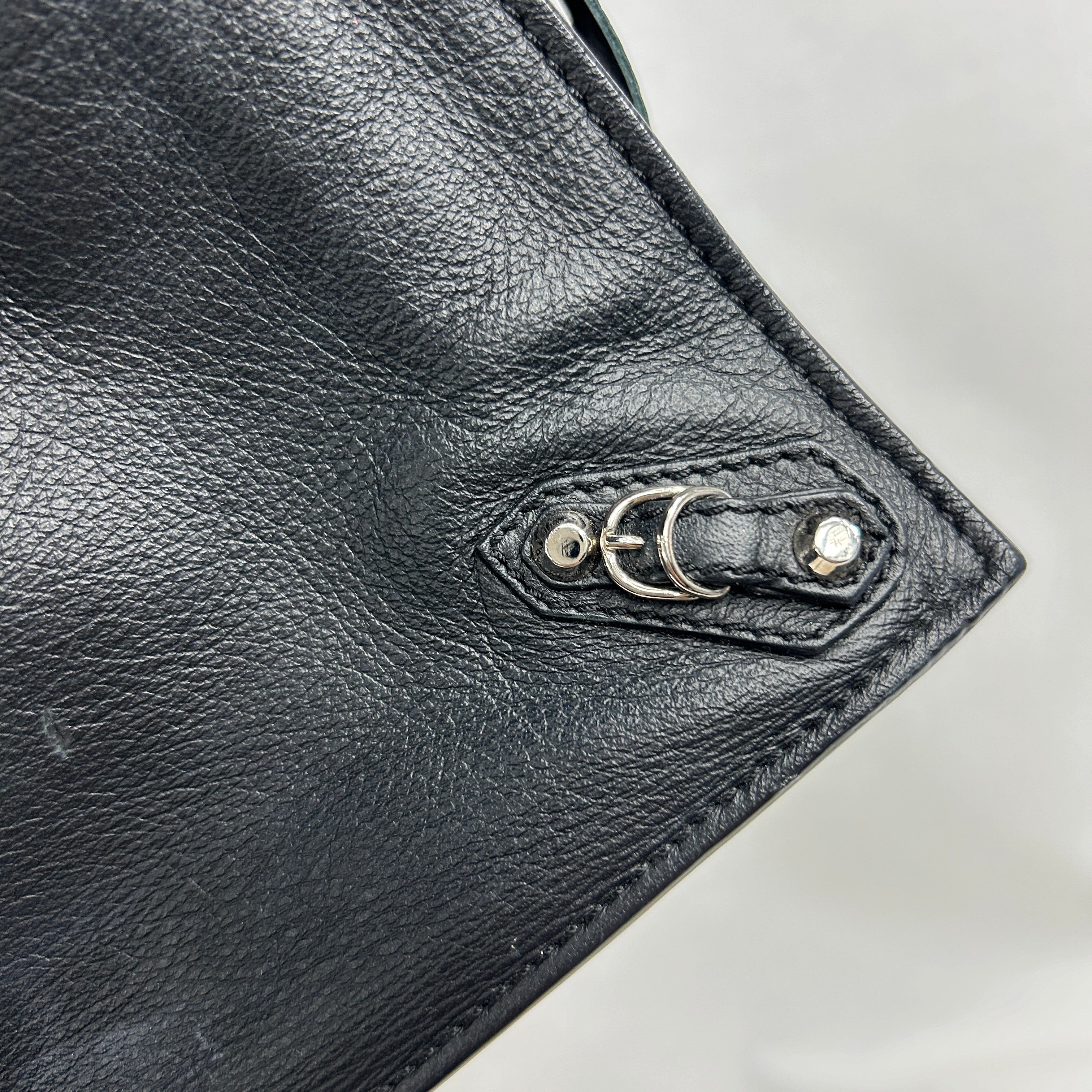 Black Calfskin Leather Paper Zip Around Site Clutch w/SHW