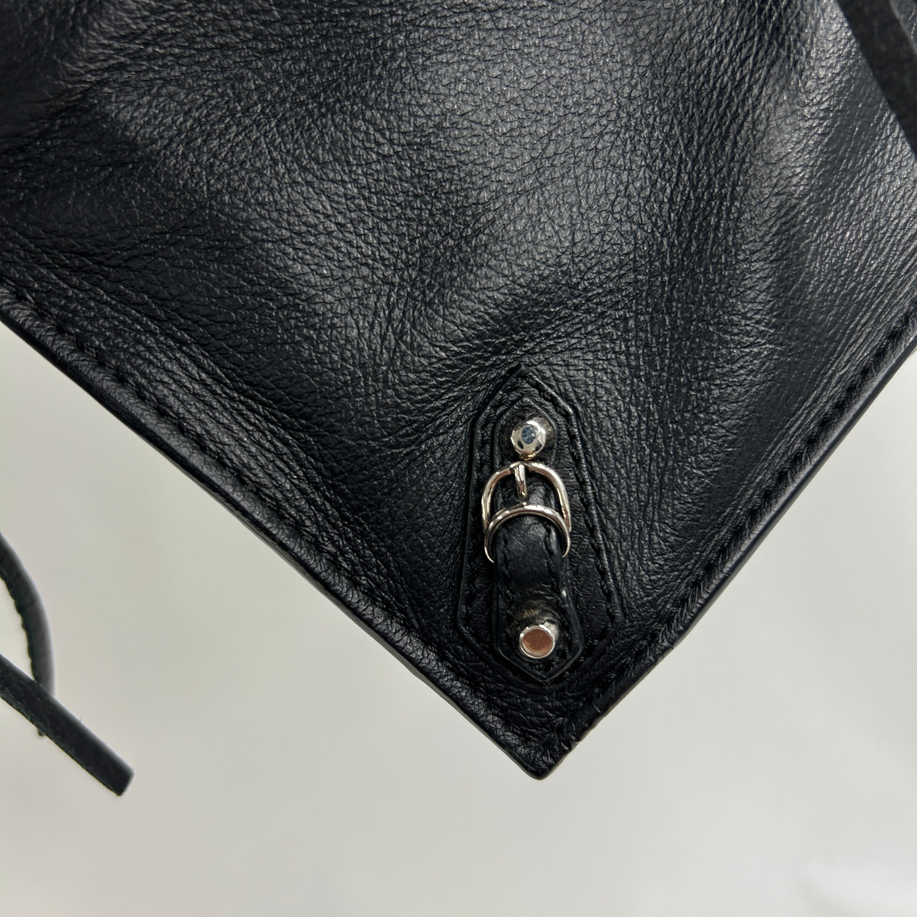 Black Calfskin Leather Paper Zip Around Site Clutch w/SHW