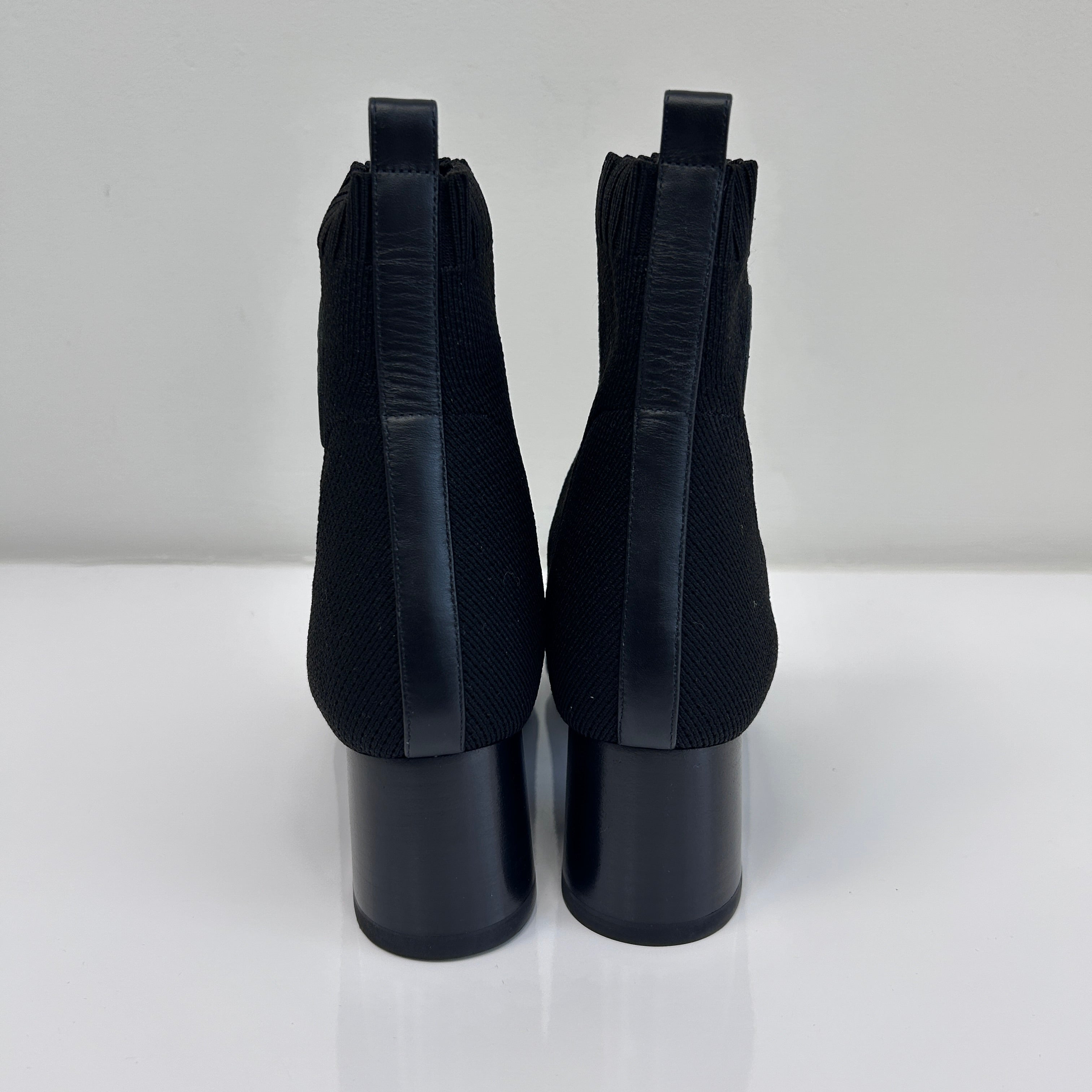 Black Volver 60 Ankle Boots