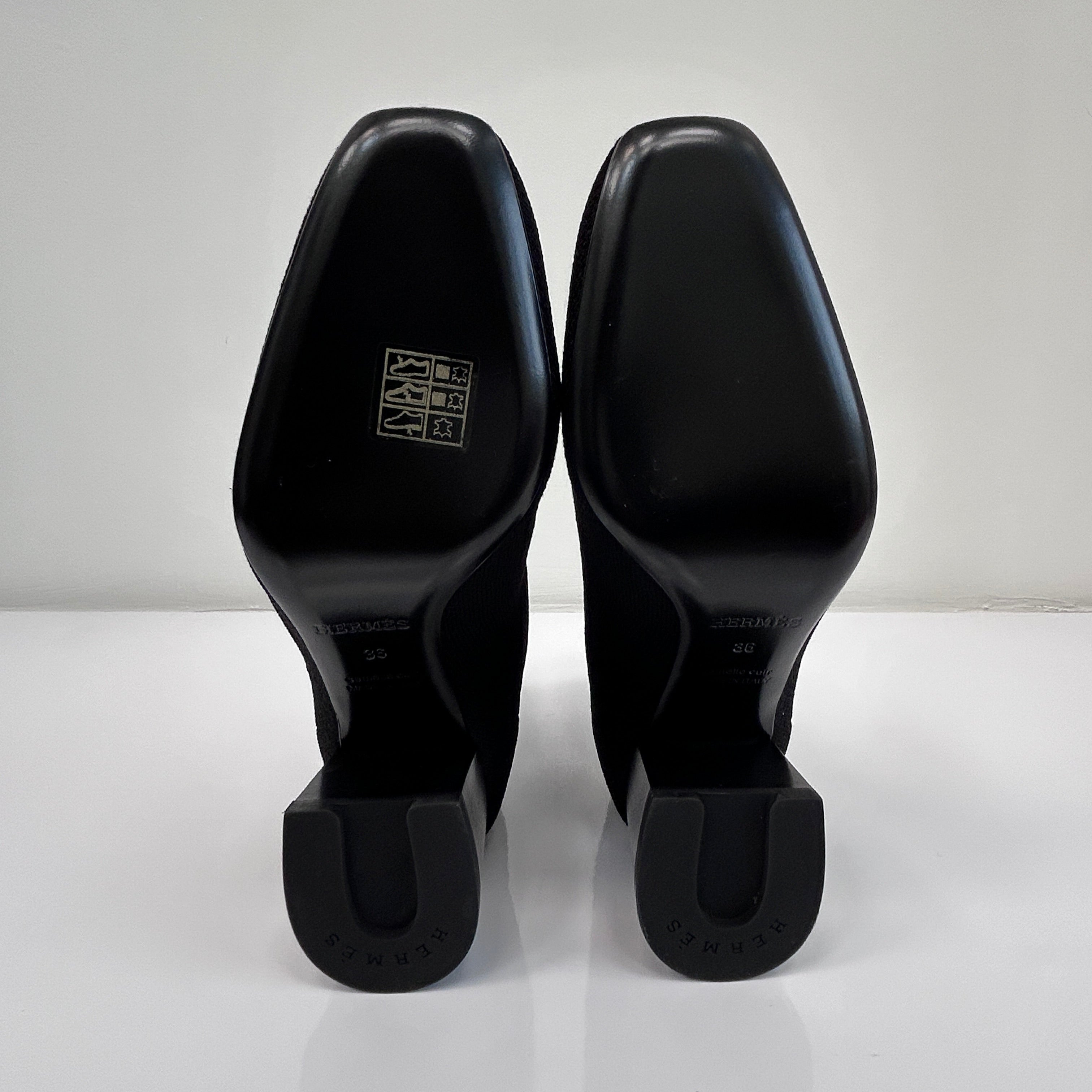 Black Volver 60 Ankle Boots