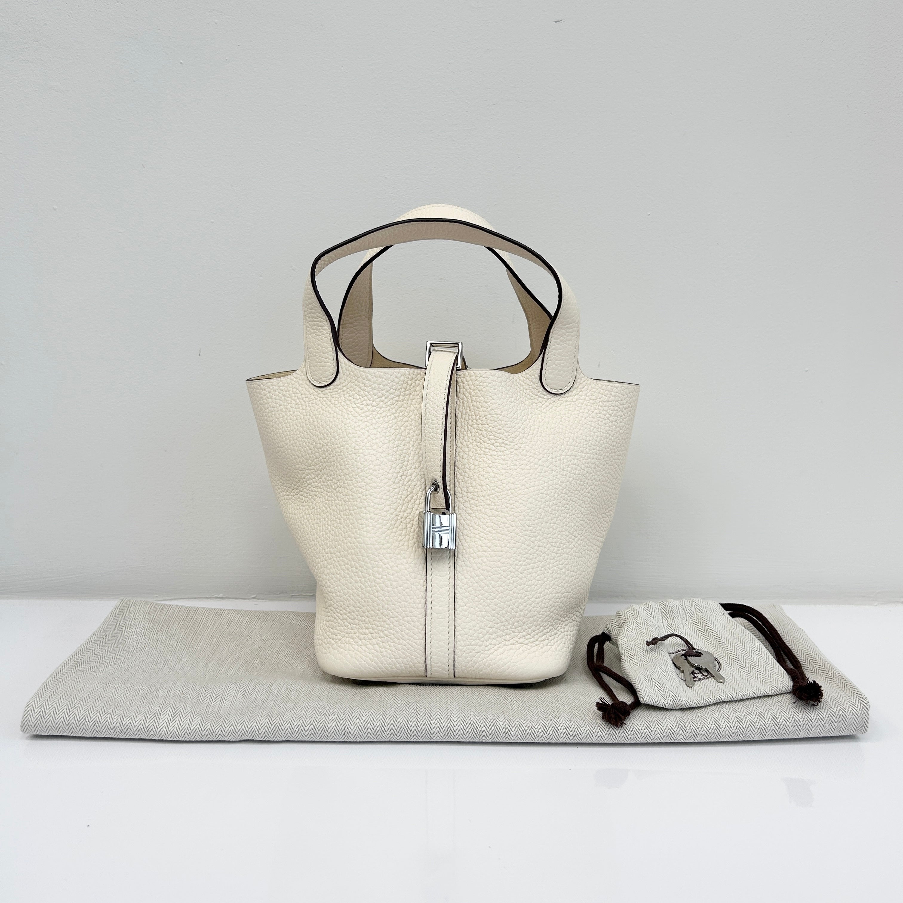 Nata Taurillon Clemence Picotin Lock 22 MM Bag W/PHW