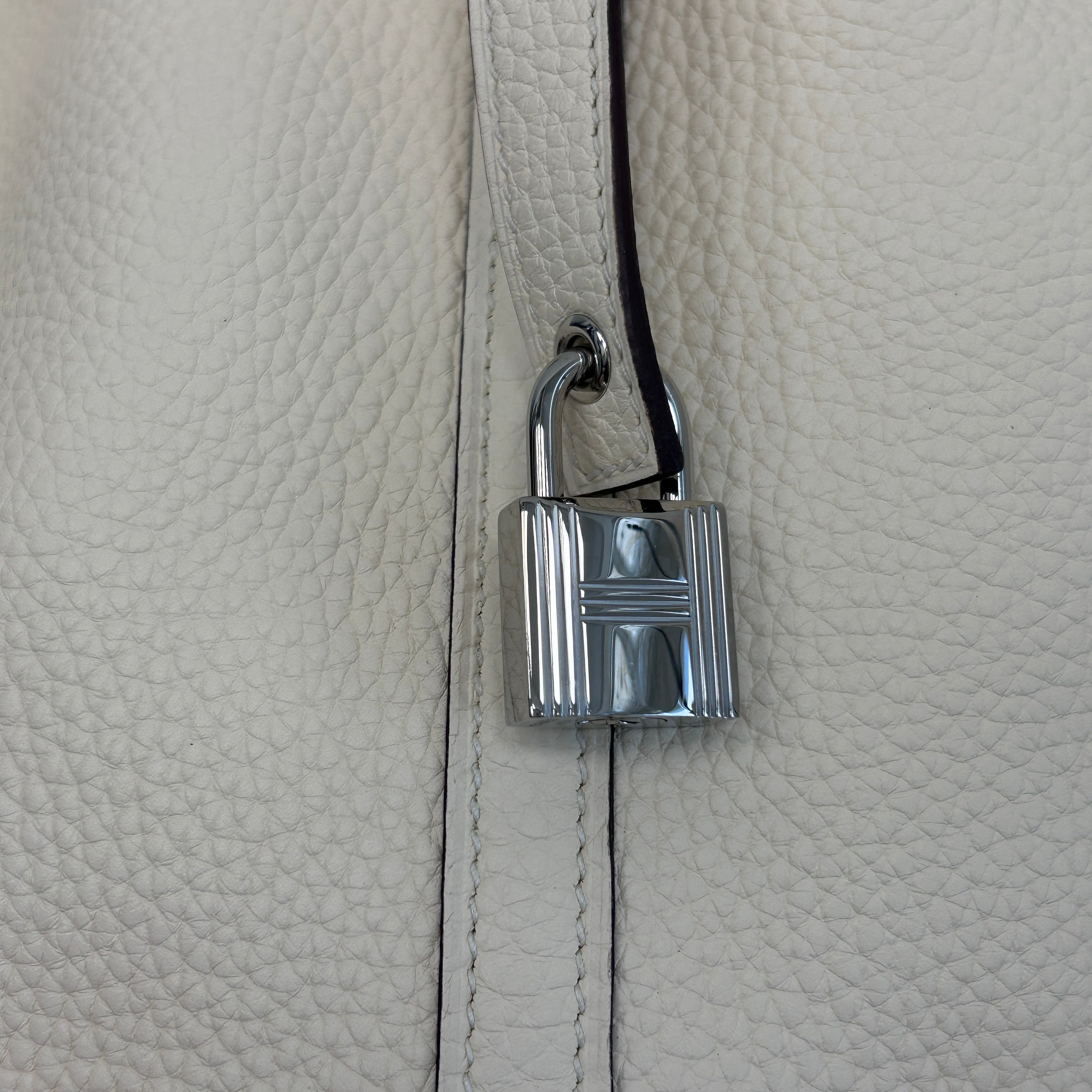 Nata Taurillon Clemence Picotin Lock 22 MM Bag W/PHW
