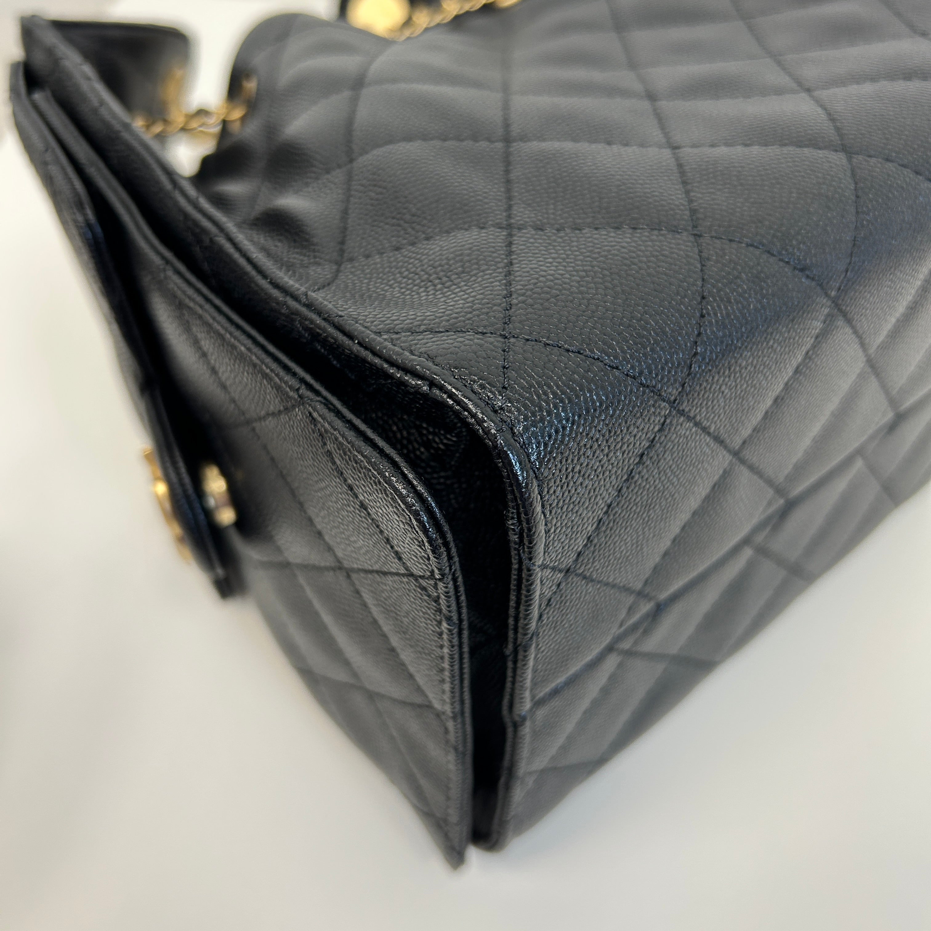 Black Quilted Caviar Leather Small 25 Bag w/GHW