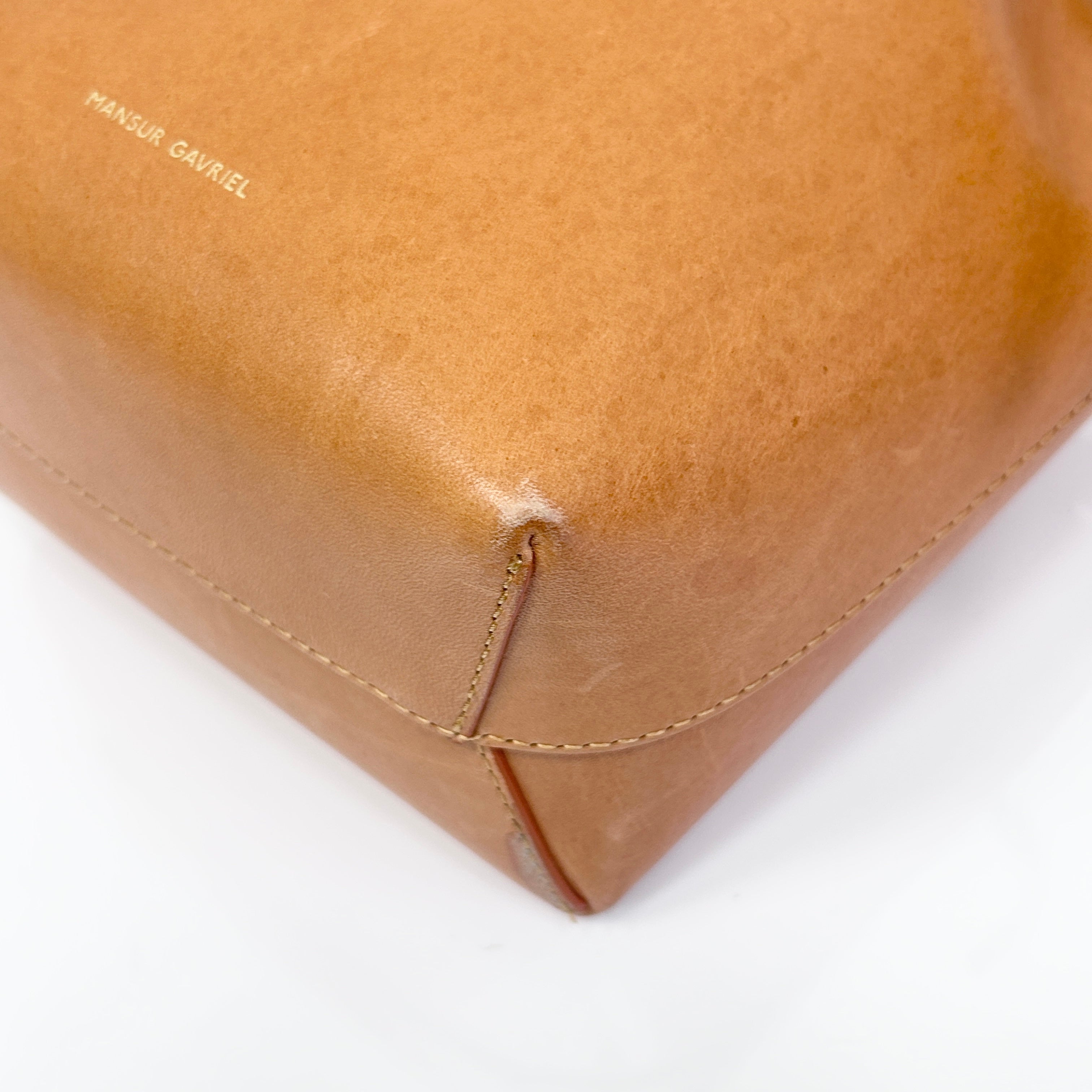 Cammello Vegetable Tanned Leather Mini Bucket Bag