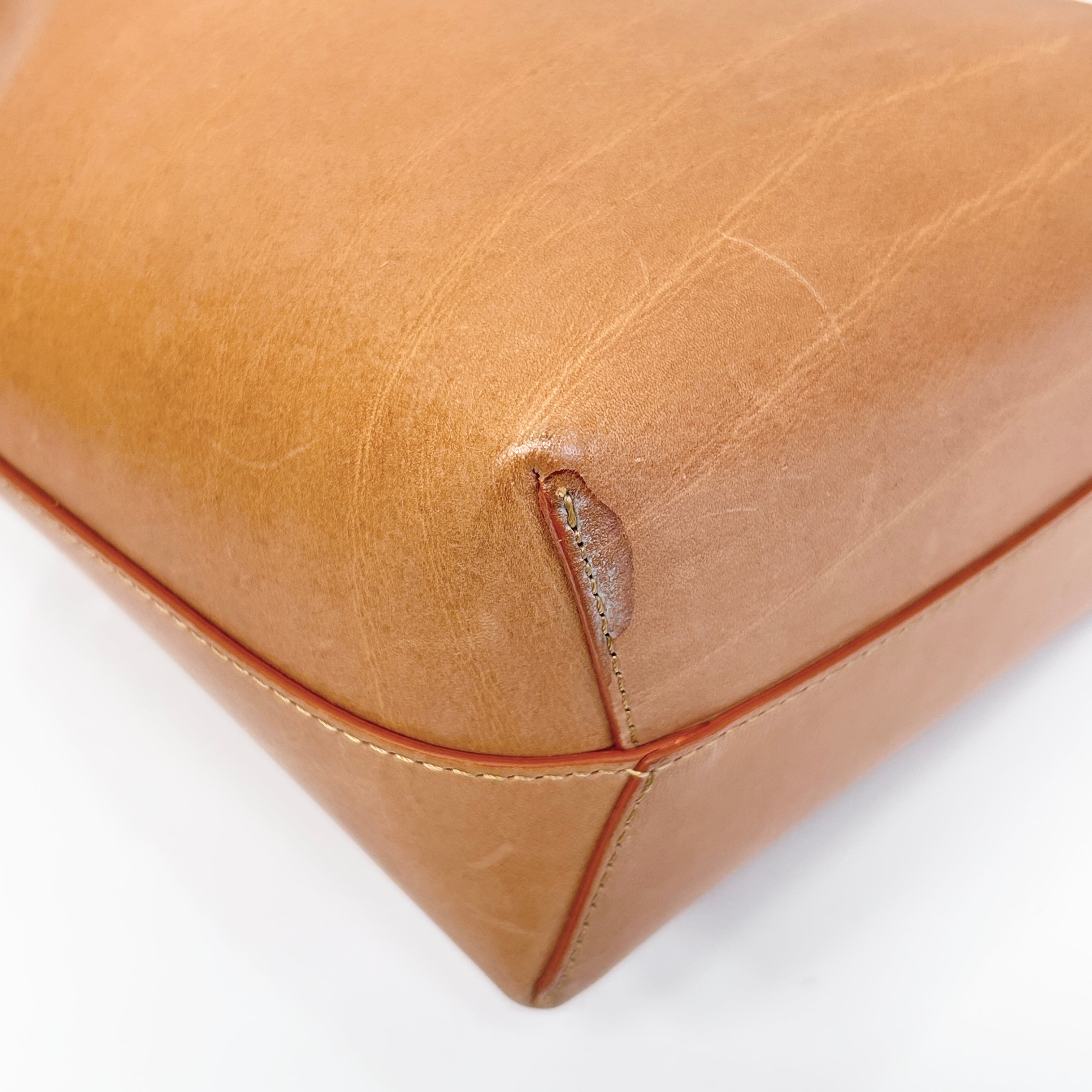 Cammello Vegetable Tanned Leather Mini Bucket Bag