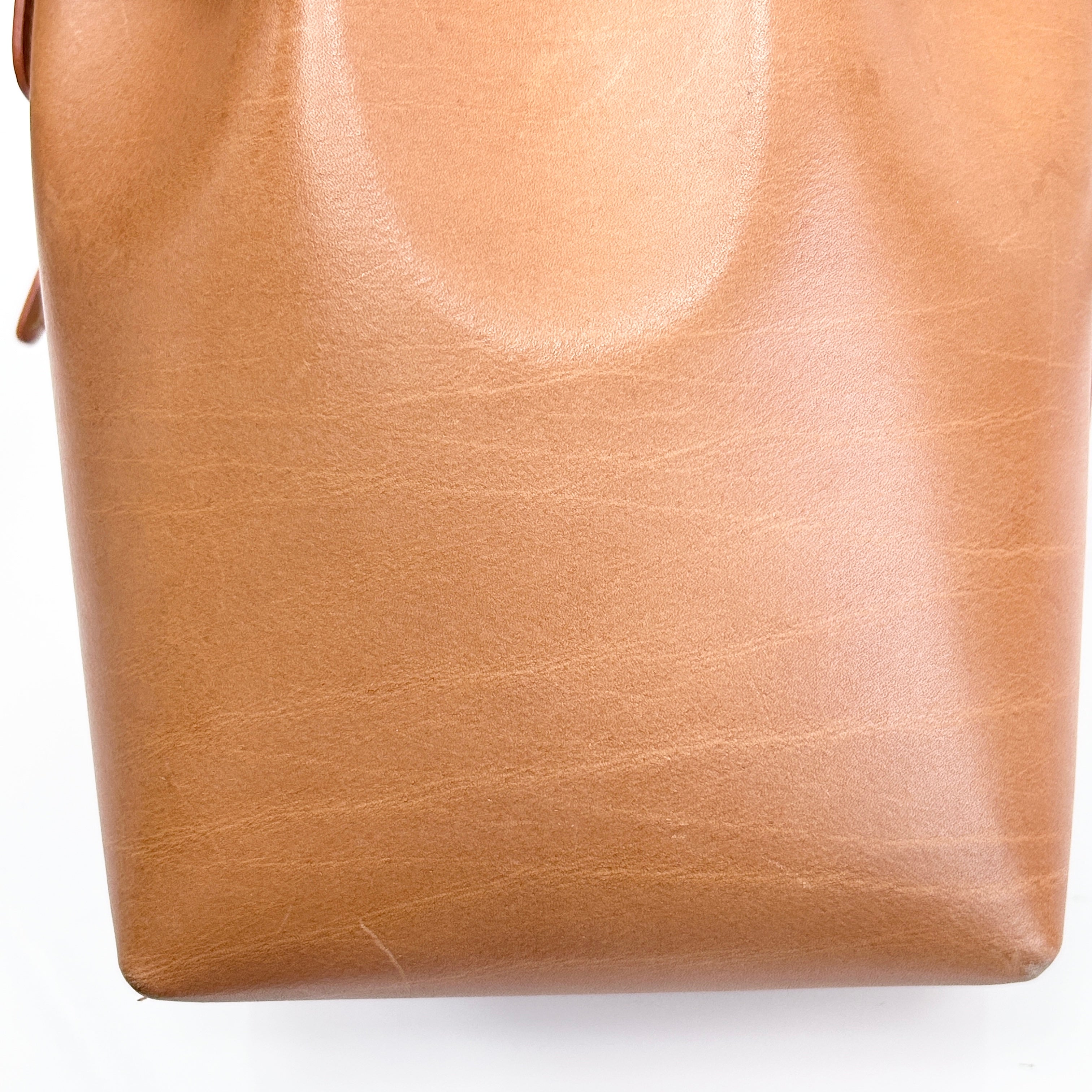 Cammello Vegetable Tanned Leather Mini Bucket Bag